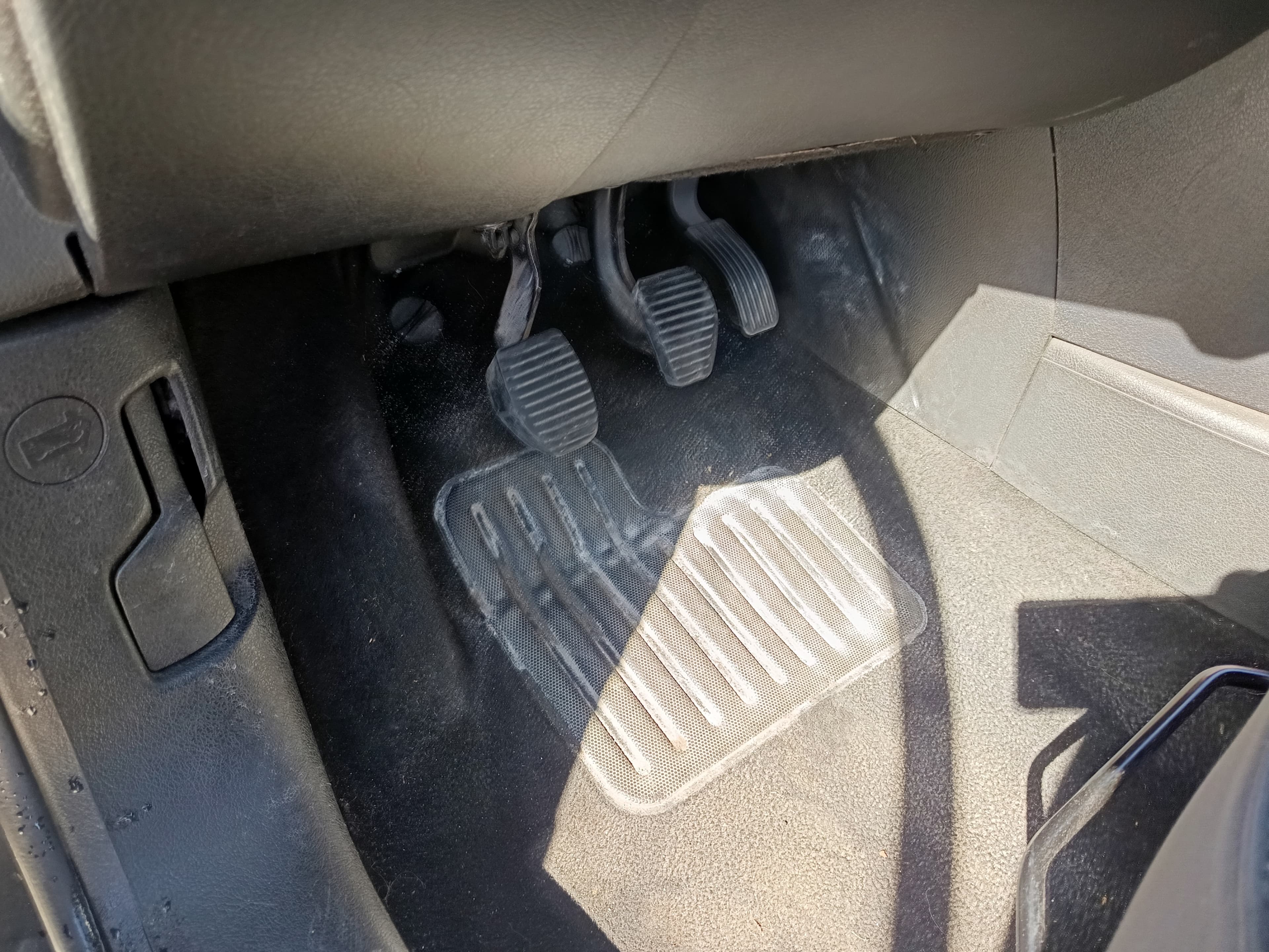 Peugeot 207 · Ano 2007 — imagem 36