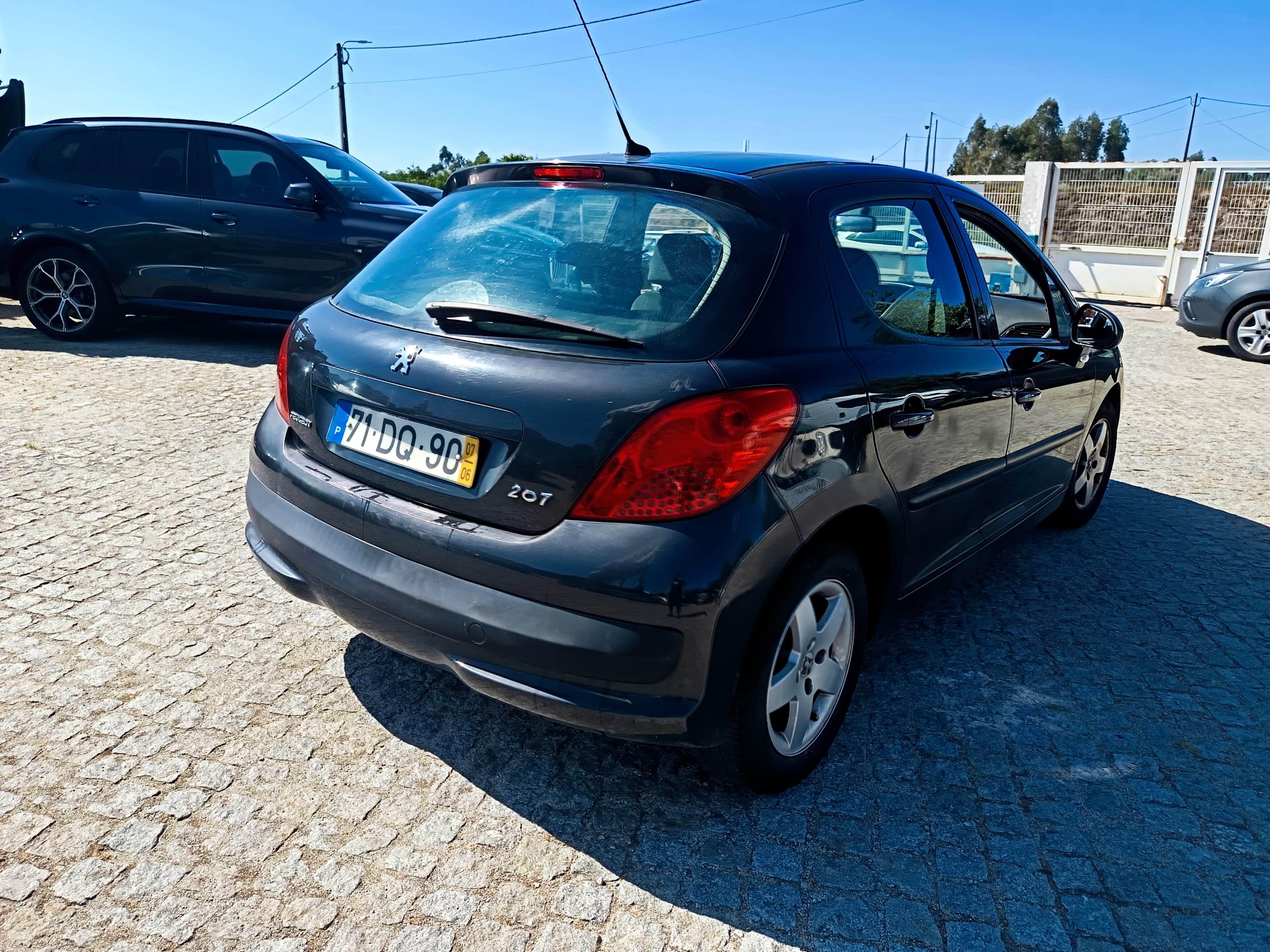 Peugeot 207 · Ano 2007 — imagem 6