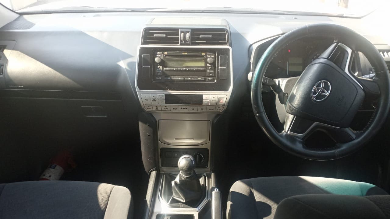Toyota/Land Cruiser Prado 2.80m 2018 — imagen 7