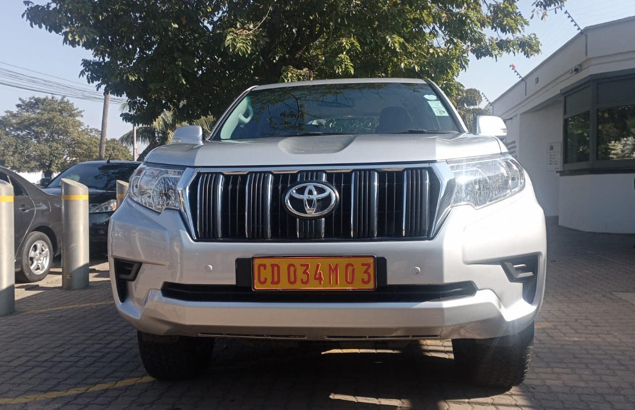 Toyota/Land Cruiser Prado 2.80m 2018 — imagen 3