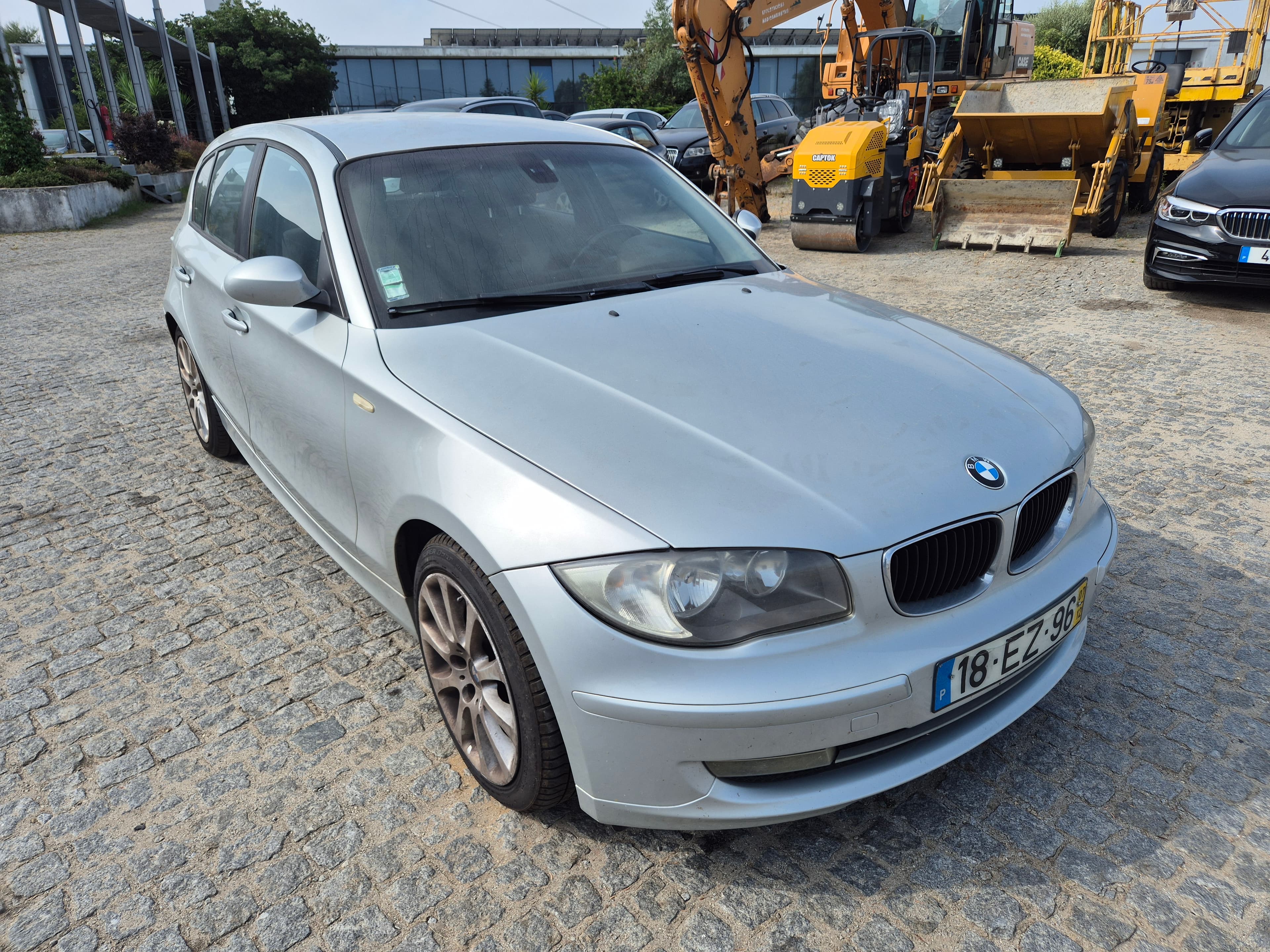 BMW 118D · Ano 2007 — imagem 1