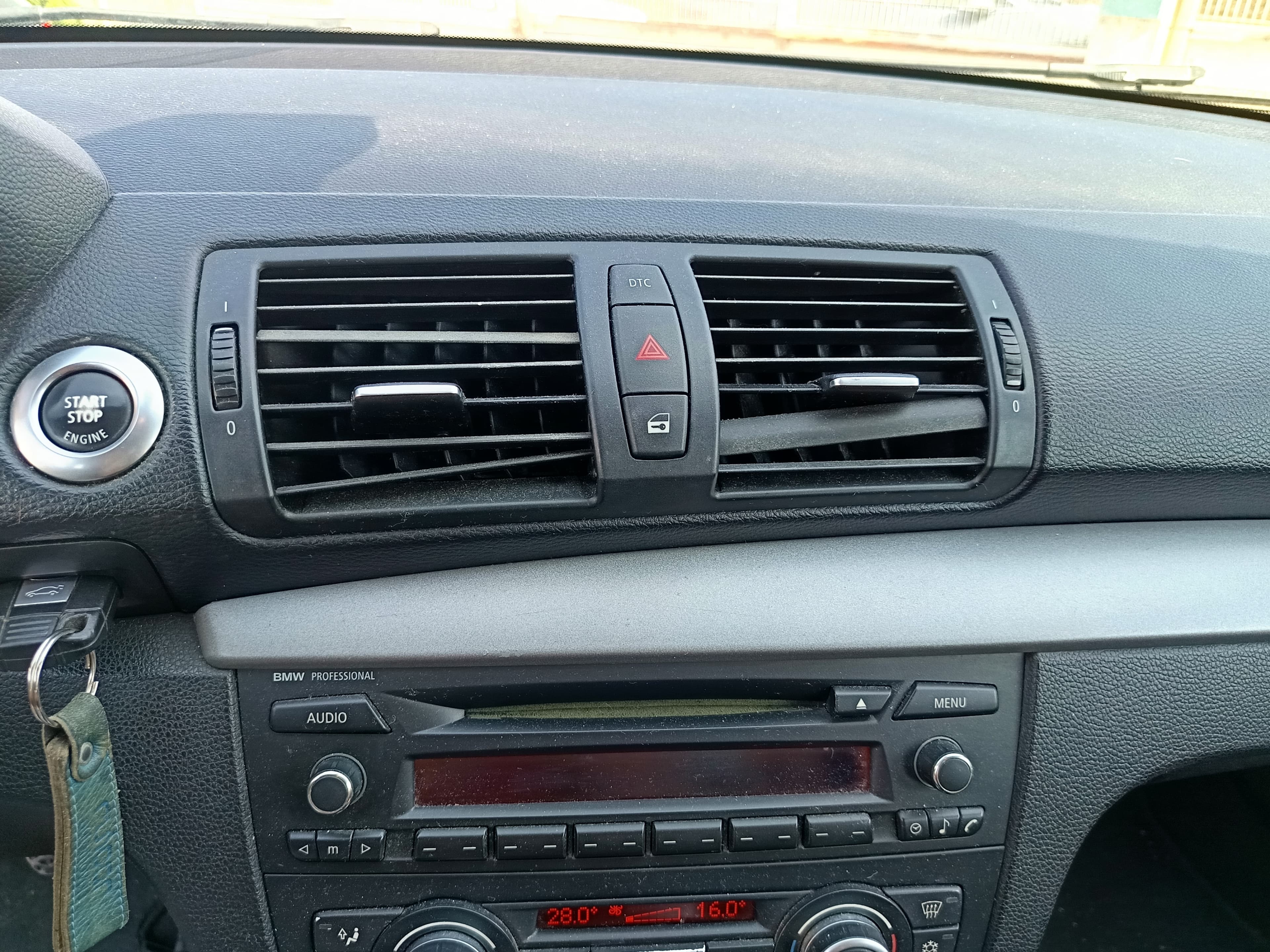 BMW 118D · Ano 2007 — imagem 31