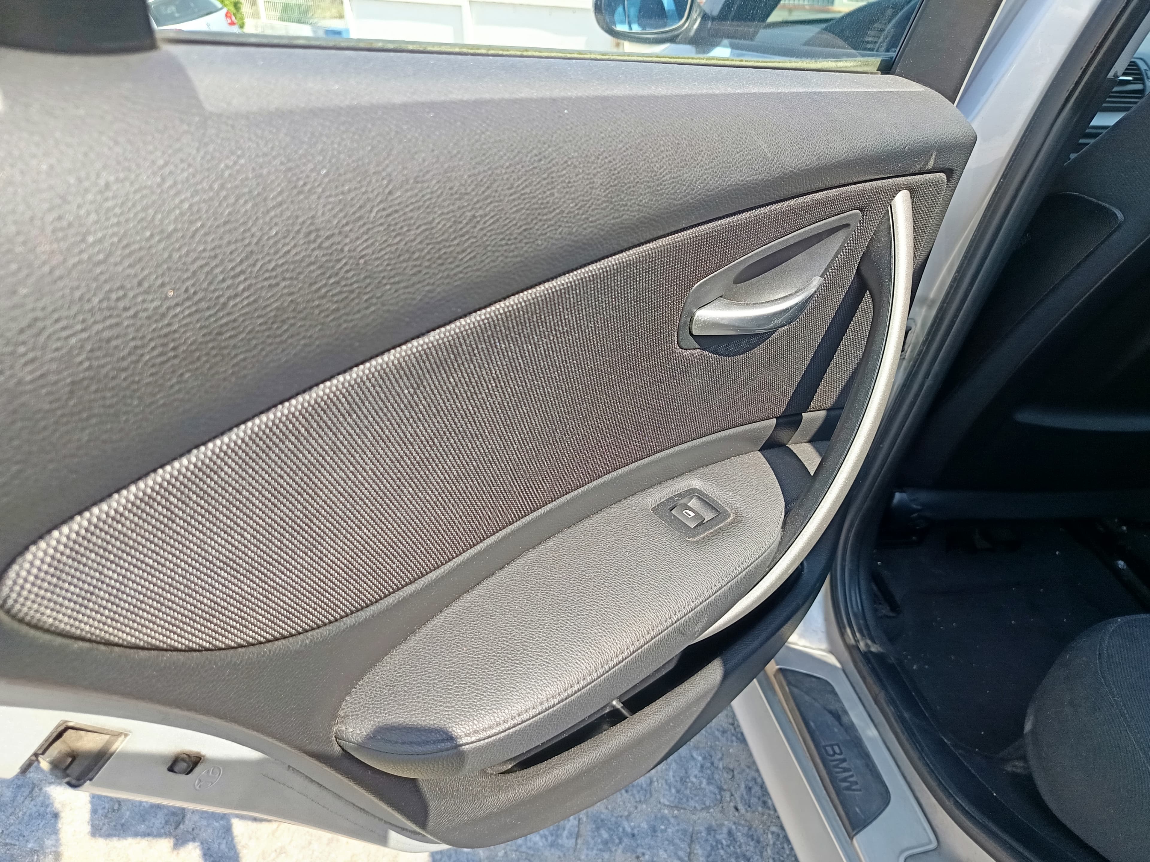 BMW 118D · Ano 2007 — imagem 23