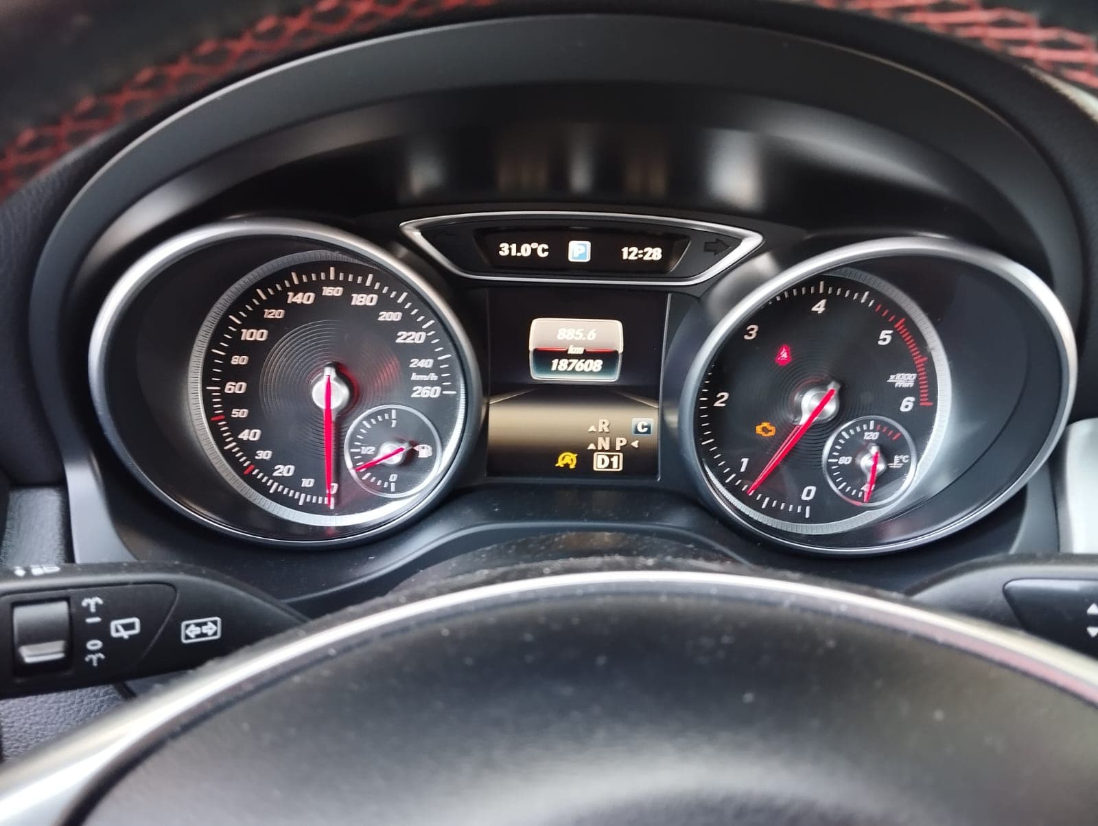 Mercedes-Benz CLA 220CDI · Ano 2017 — imagen 18