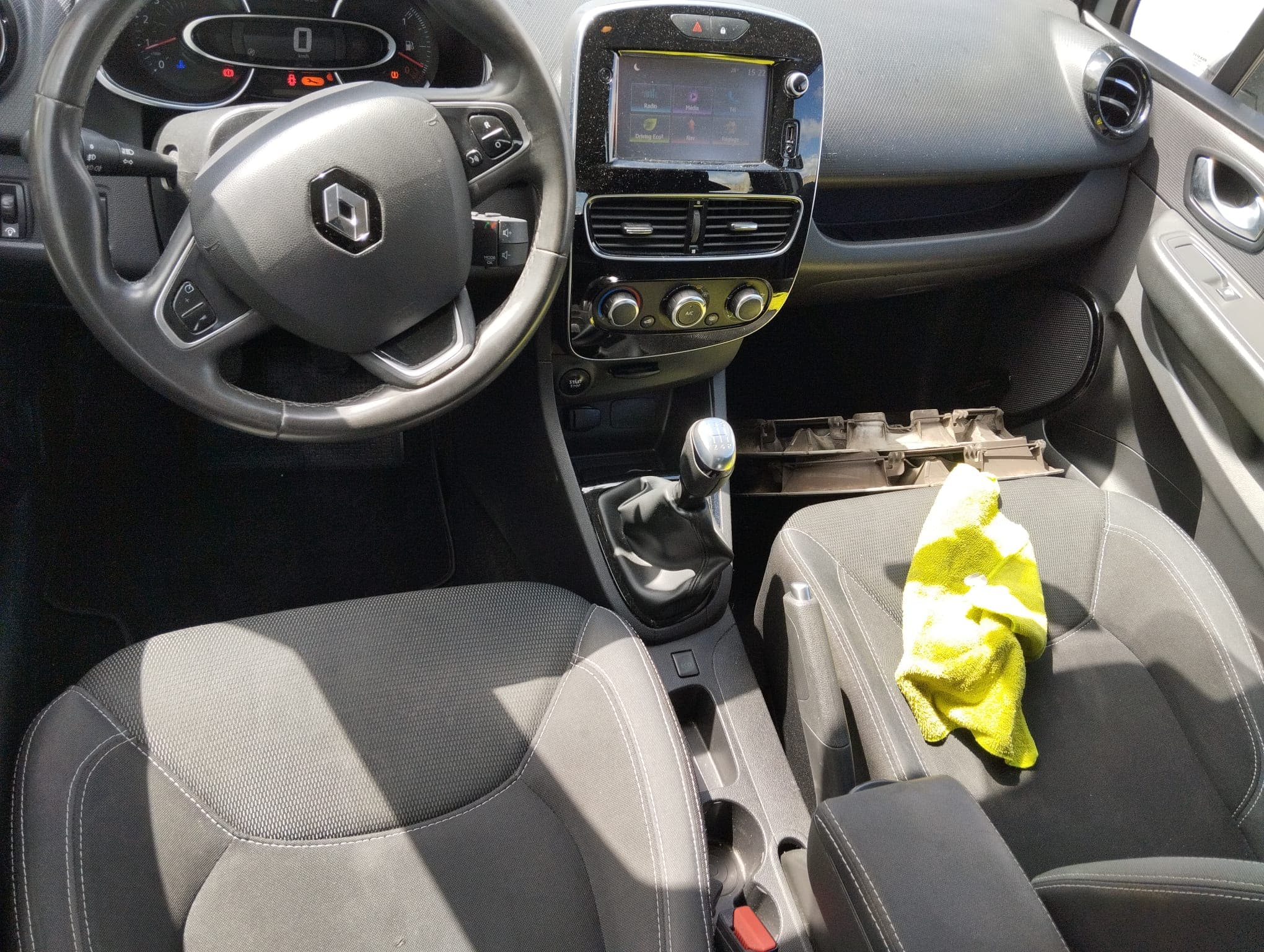Renault Clio · Ano 2018 — imagen 16