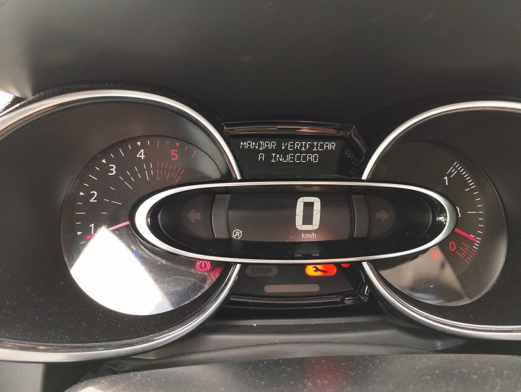 Renault Clio · Ano 2018 — imagen 25