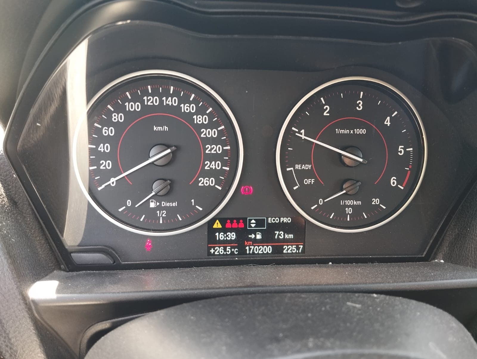 BMW 116 D · Ano 2016 — imagem 26