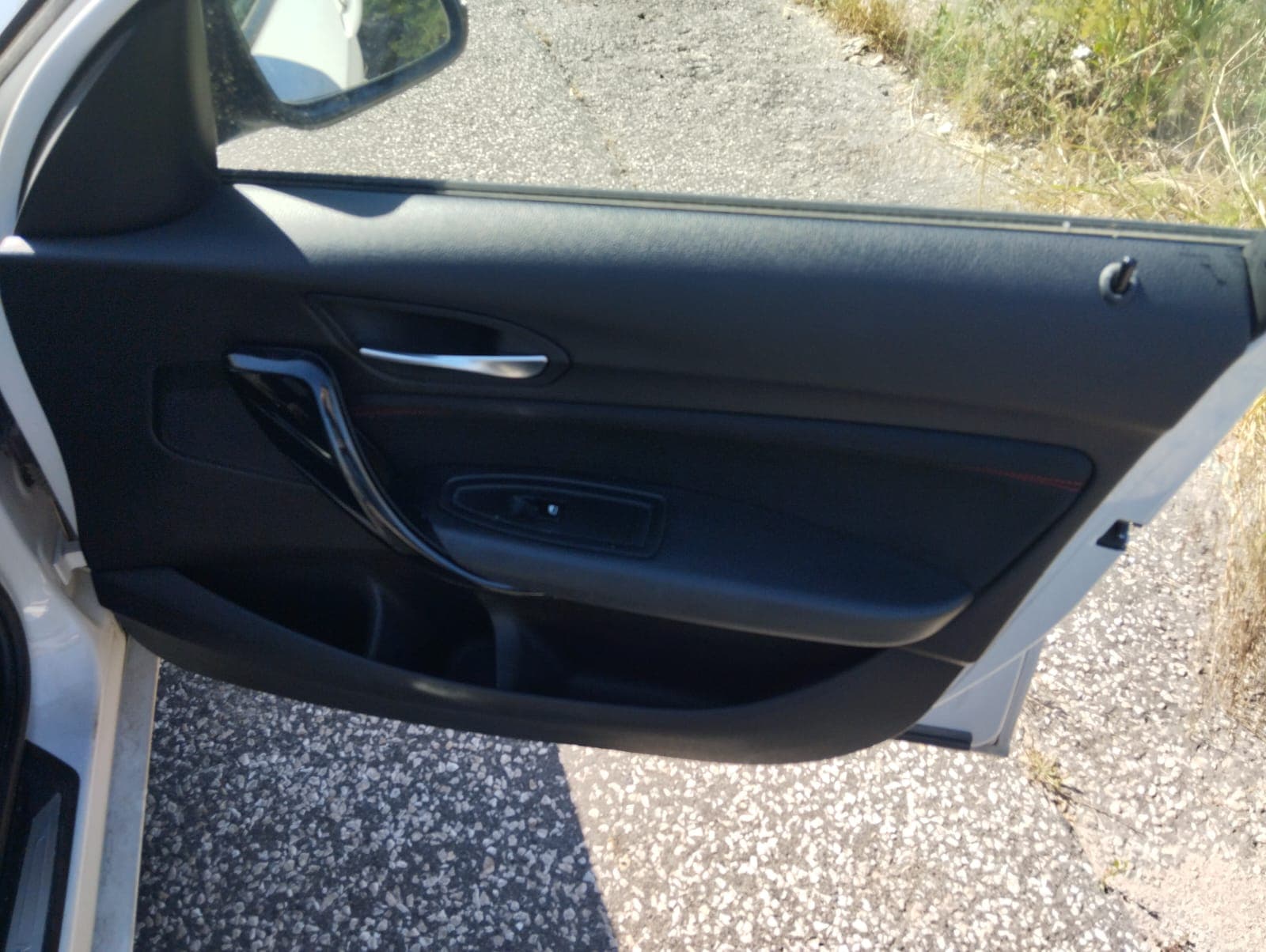 BMW 116 D · Ano 2016 — imagem 9