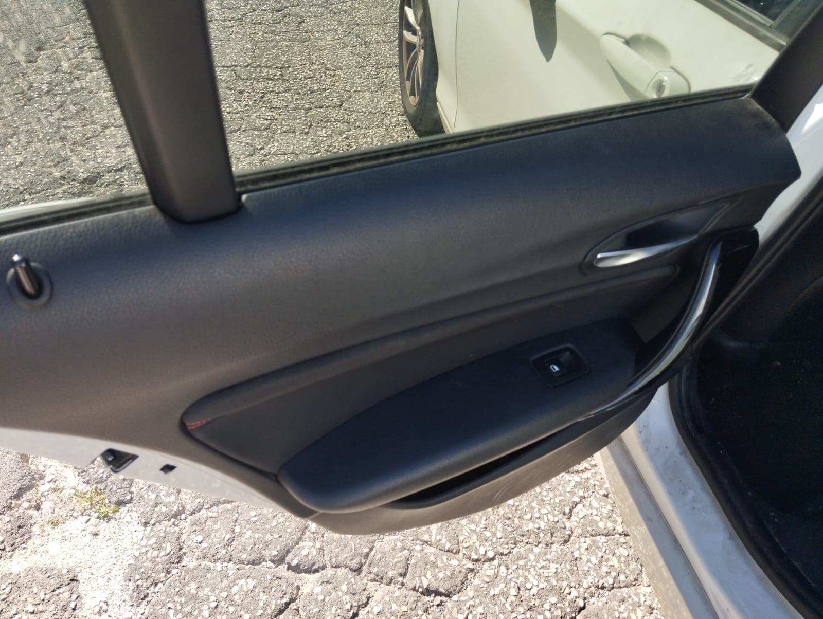 BMW 116 D · Ano 2016 — imagem 17
