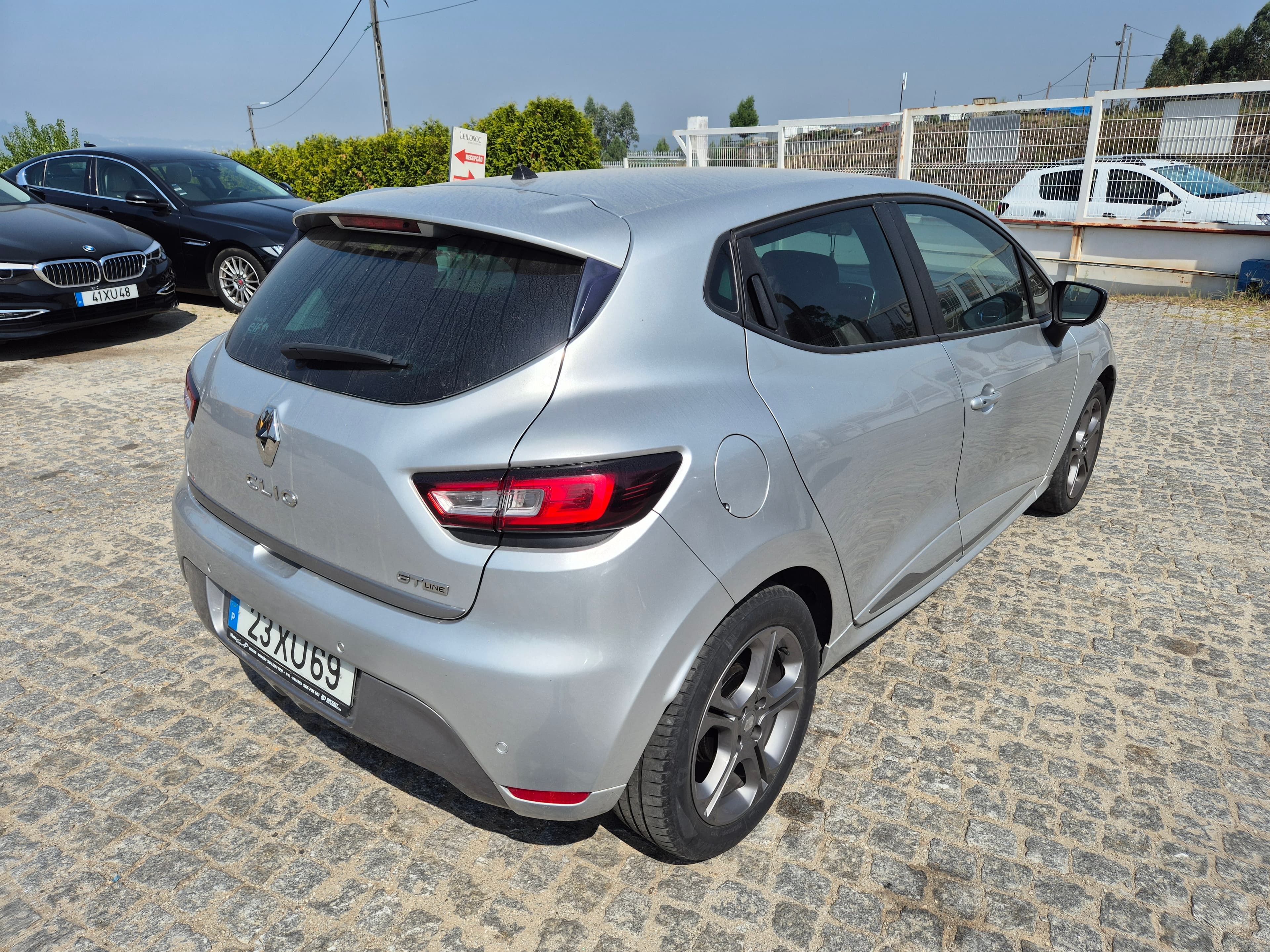 Renault Clio · Ano 2019 — image 6