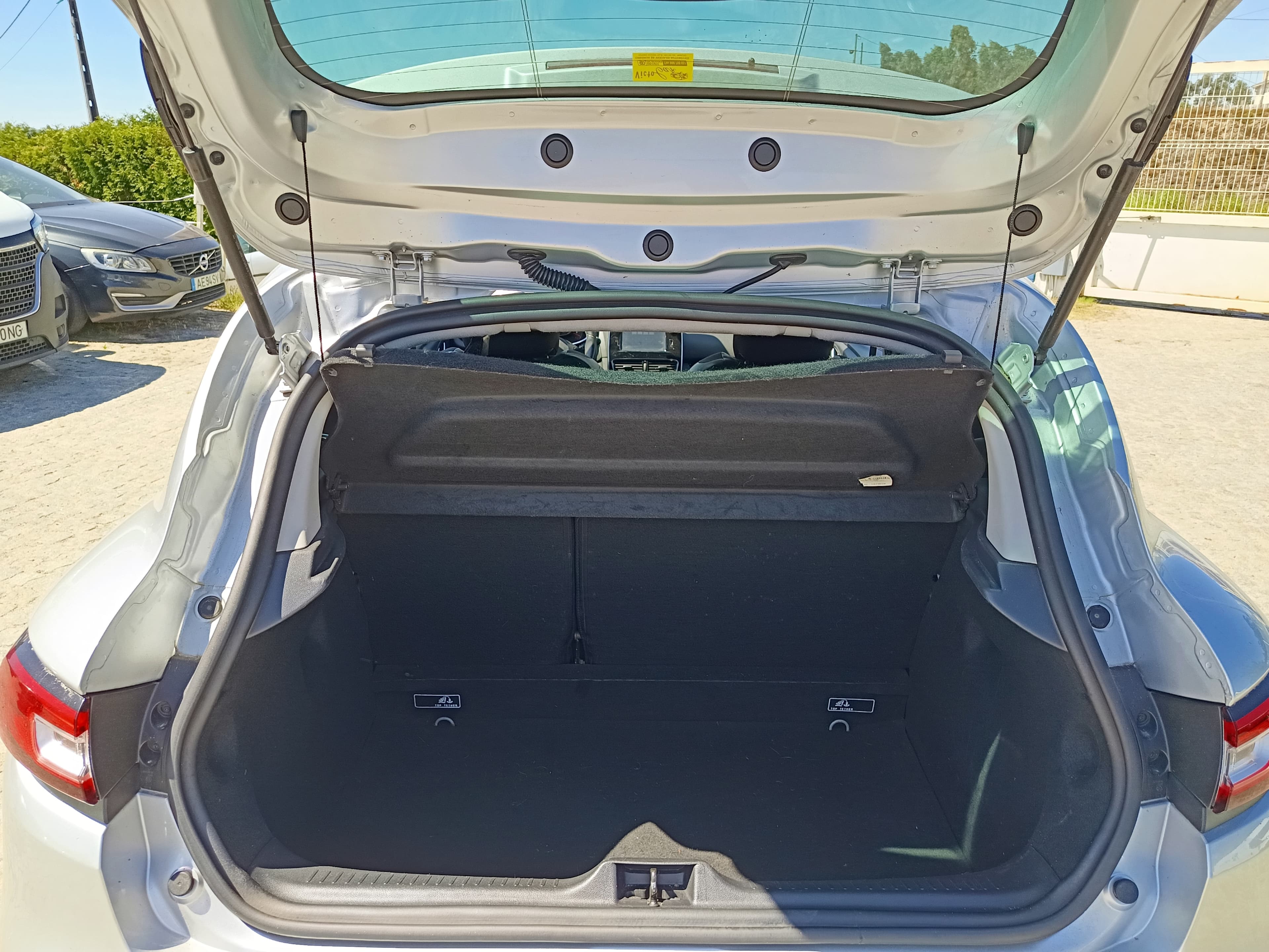 Renault Clio · Ano 2019 — image 7
