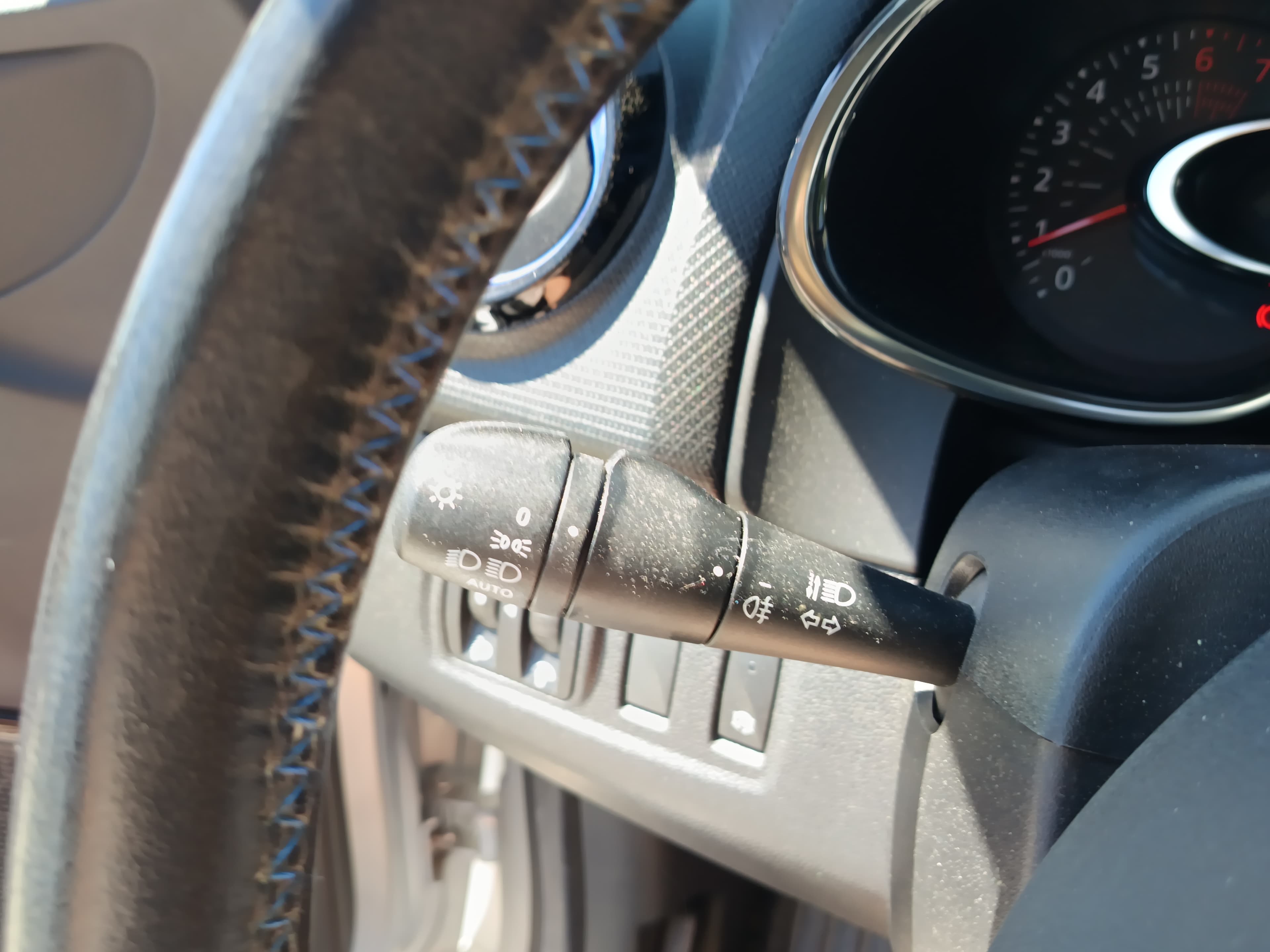 Renault Clio · Ano 2019 — image 23