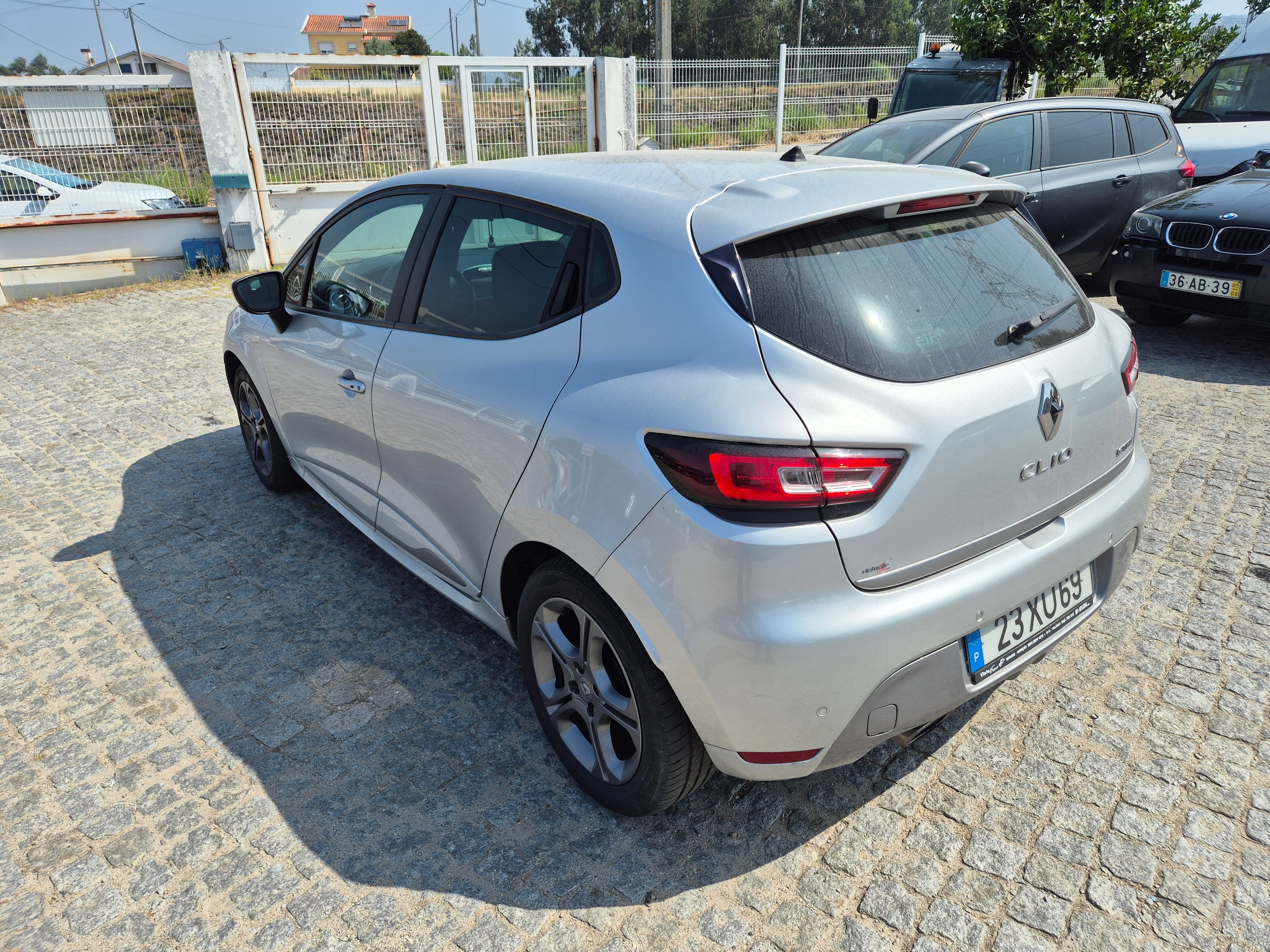 Renault Clio · Ano 2019 — image 4