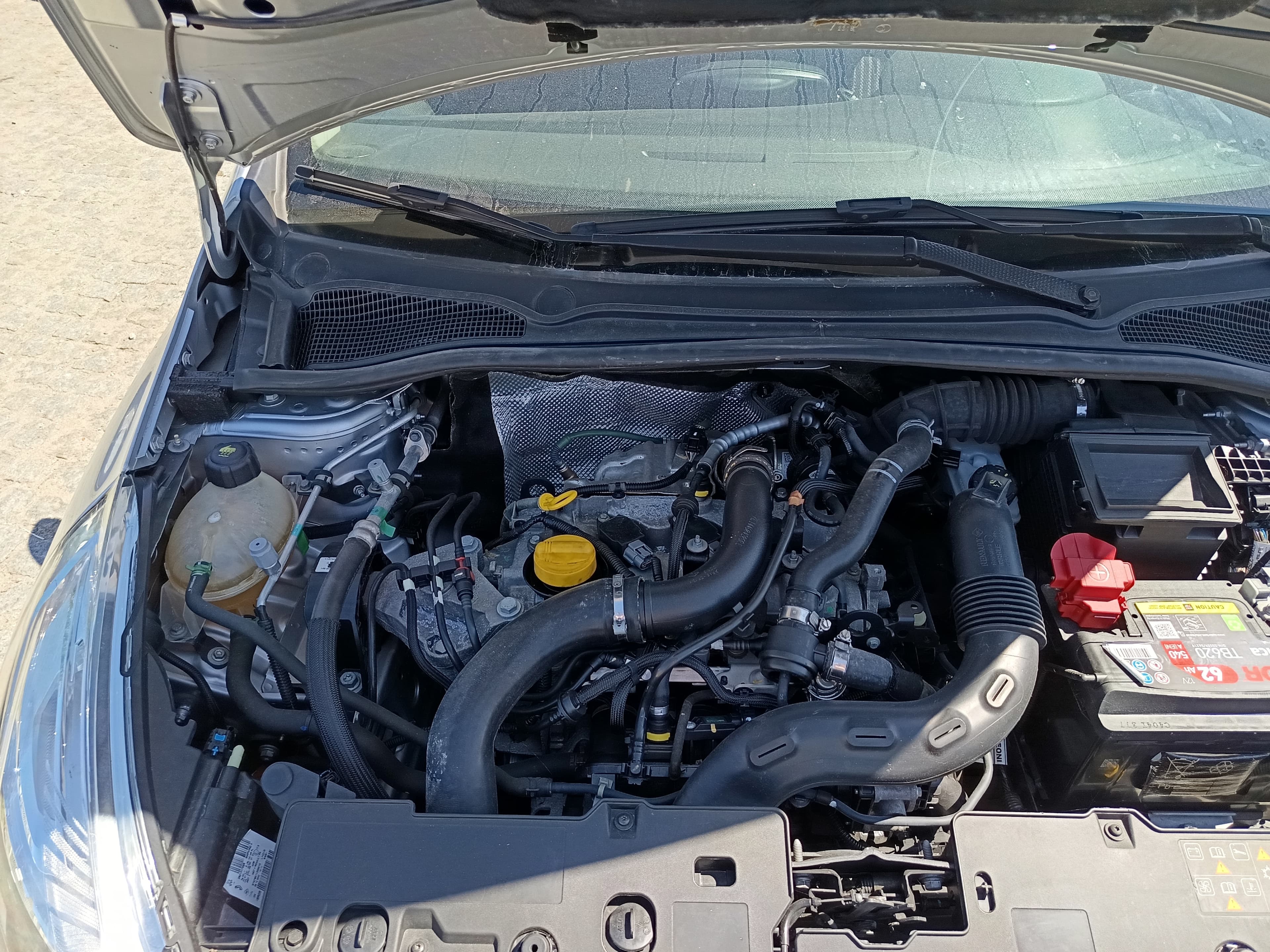Renault Clio · Ano 2019 — image 9
