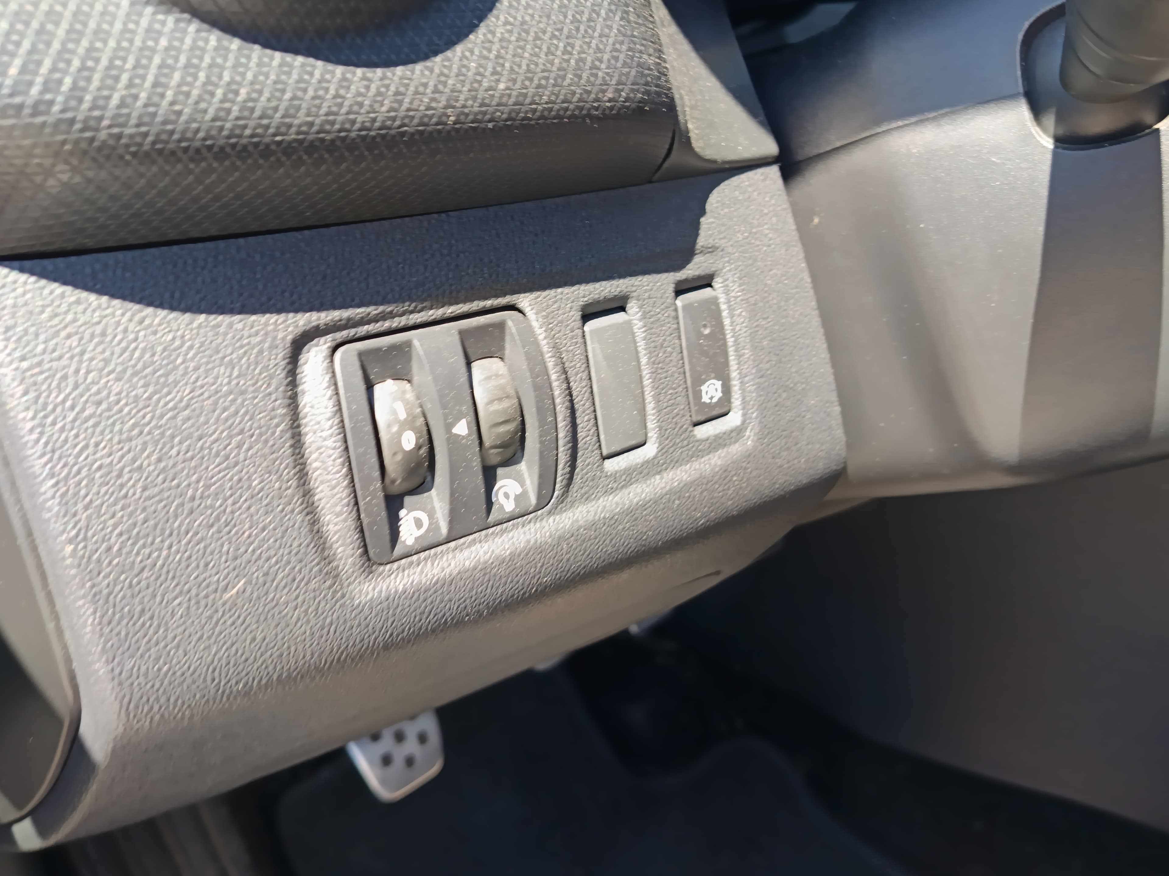 Renault Clio · Ano 2019 — image 22