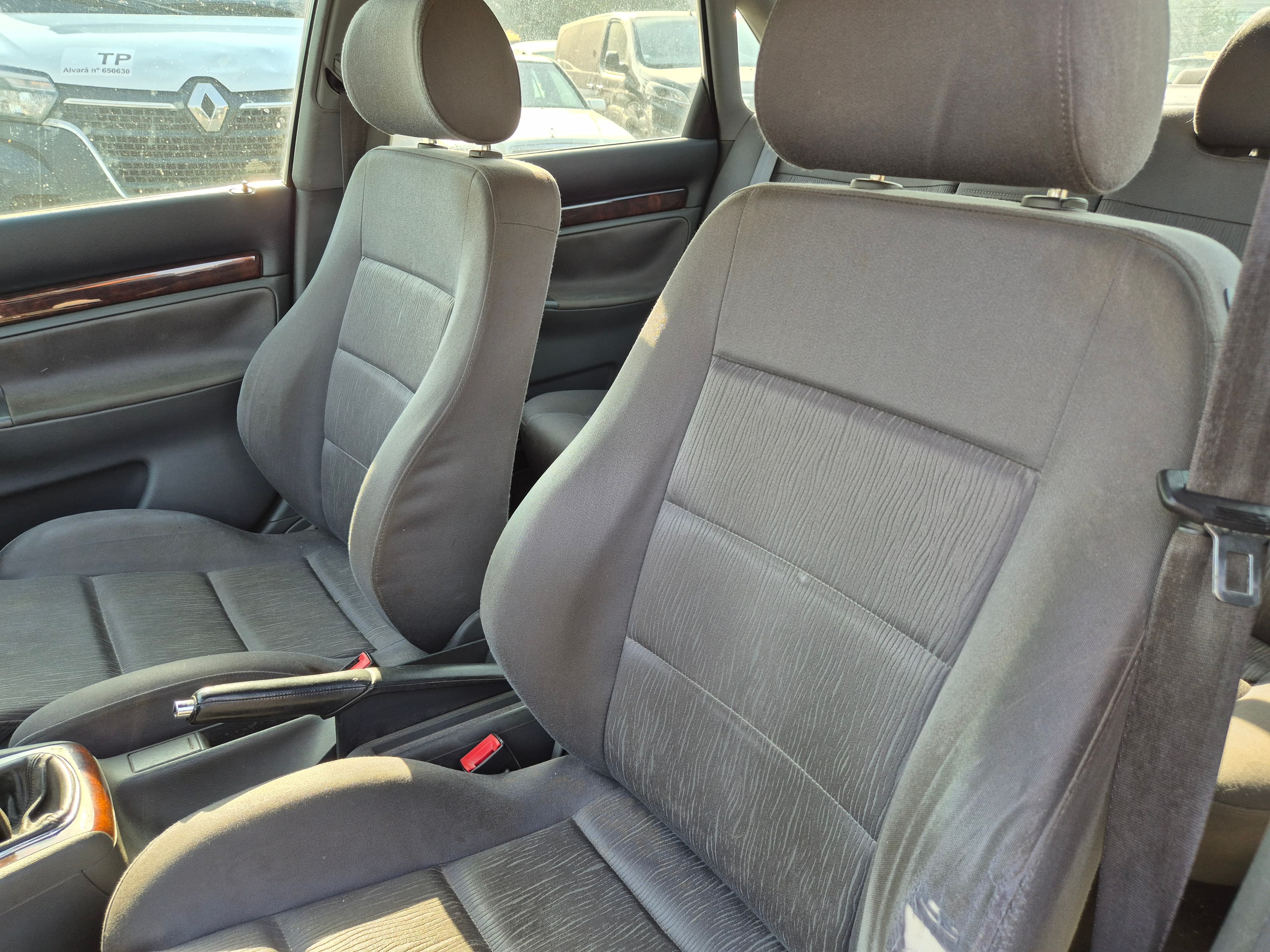 Audi A4 · Año 2000 — imagen 24