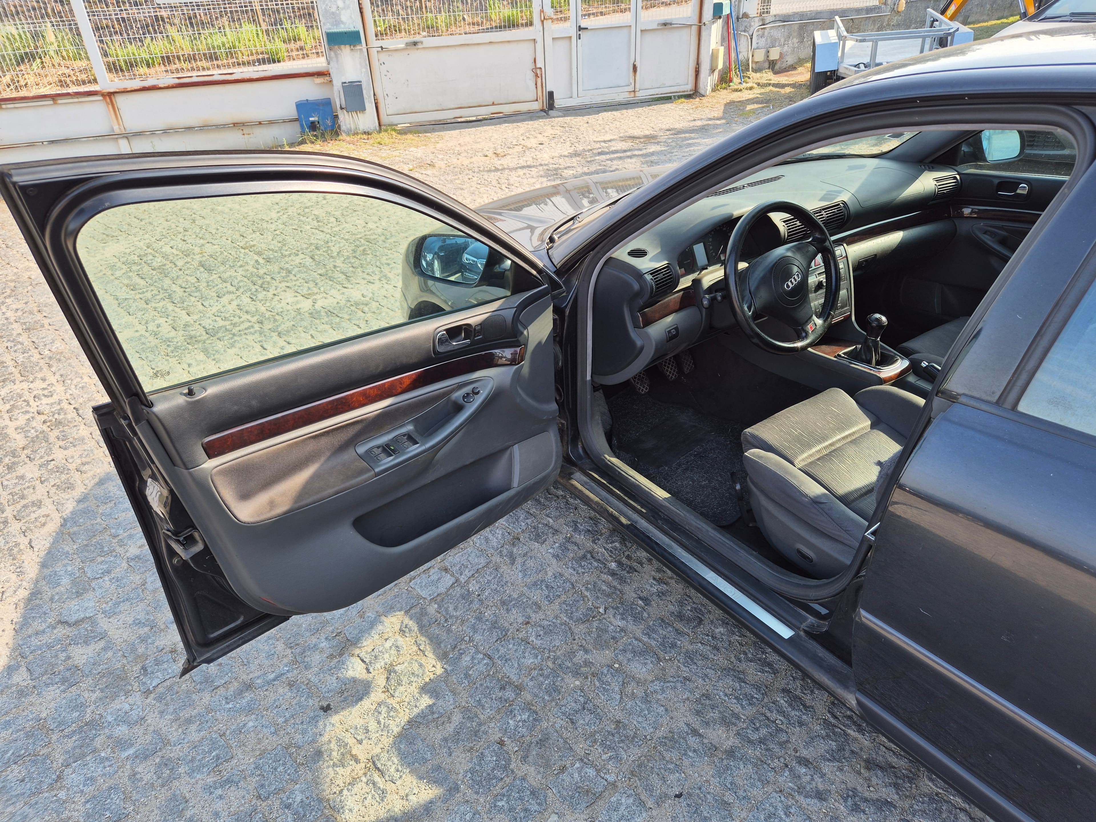 Audi A4 · Año 2000 — imagen 22