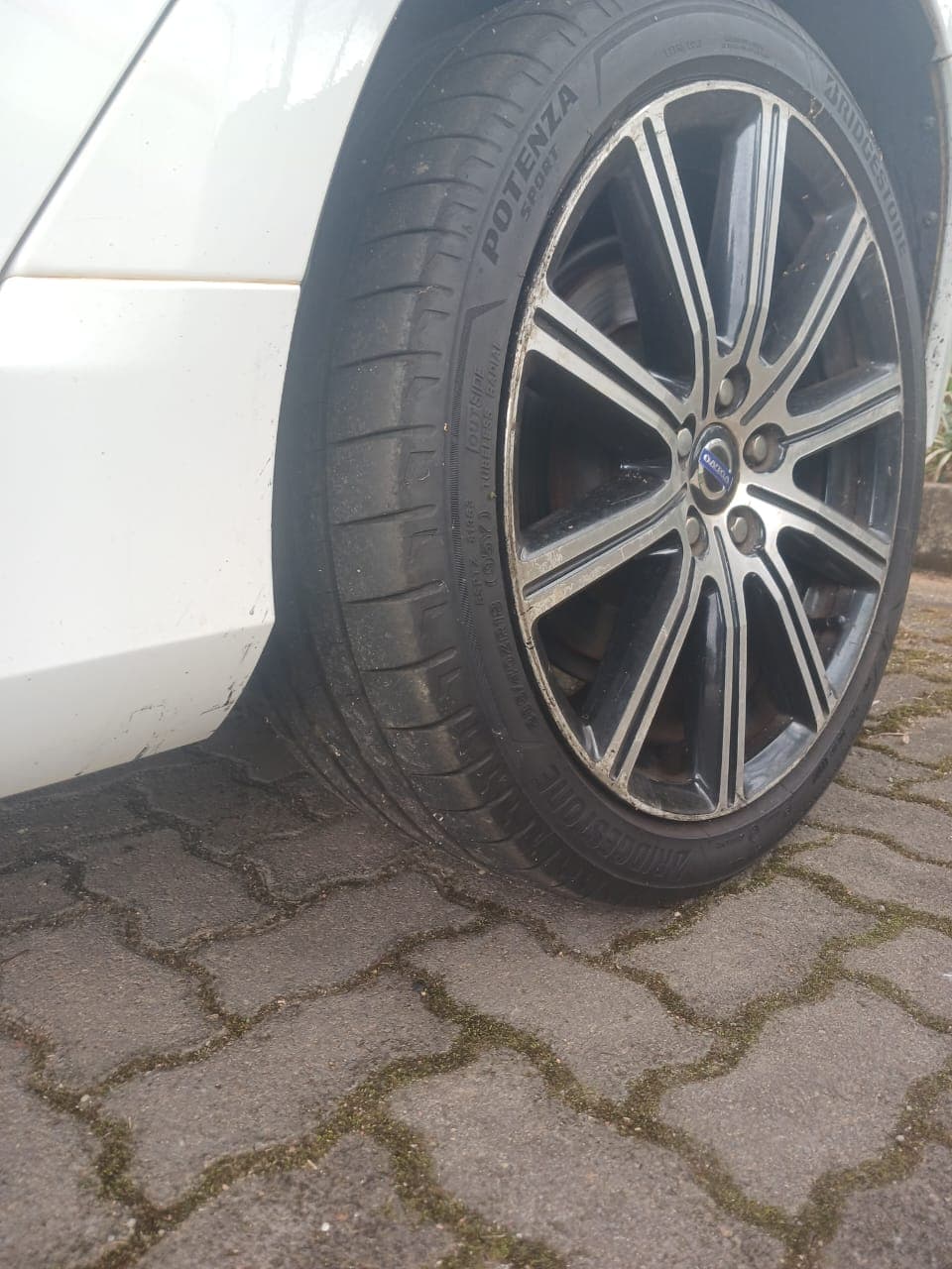 VOLVO S60 T3 — image 5