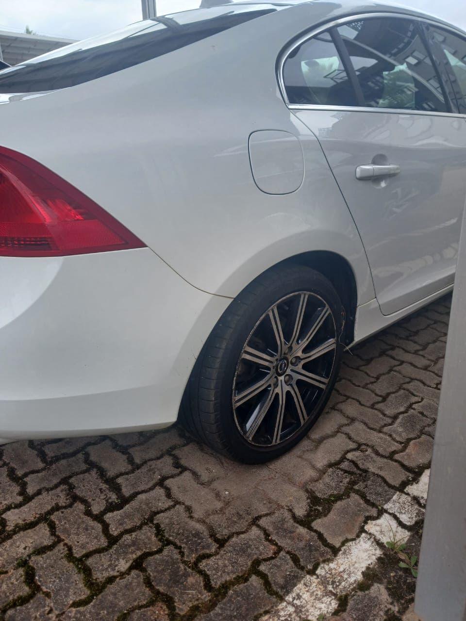 VOLVO S60 T3 — image 4