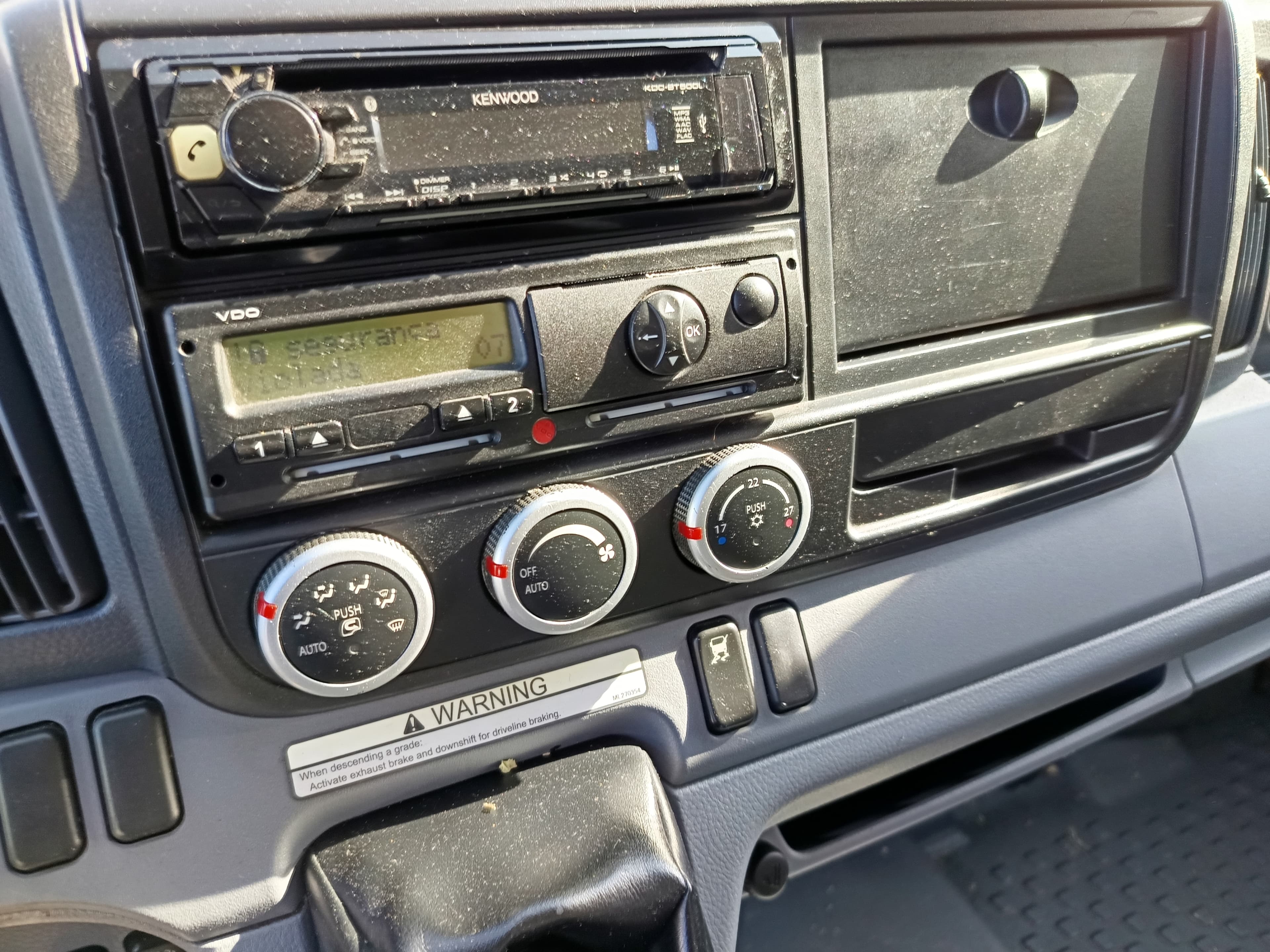 Mitsubishi Canter · Ano 2016 — imagen 18