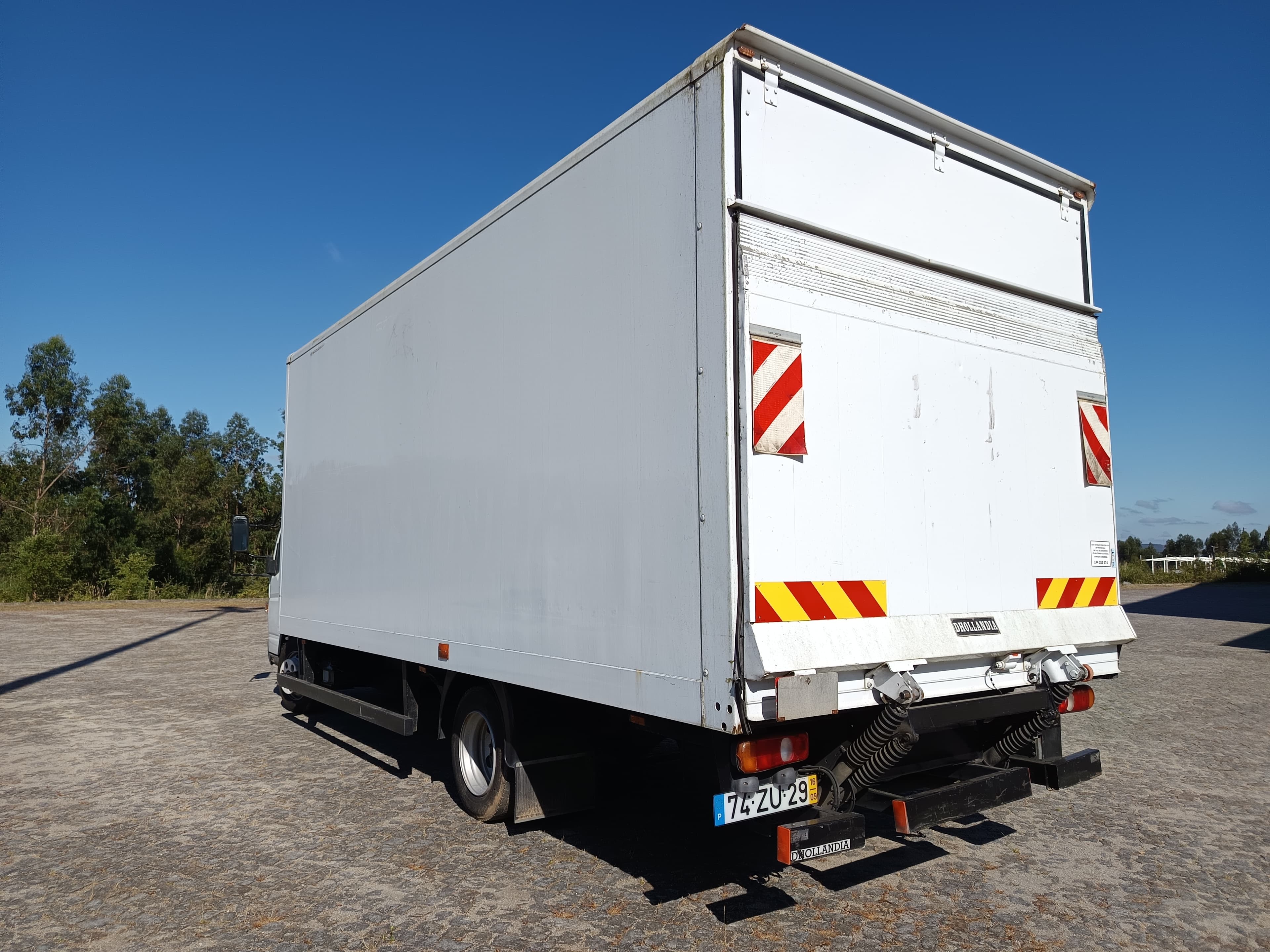 Mitsubishi Canter · Ano 2016 — imagen 6