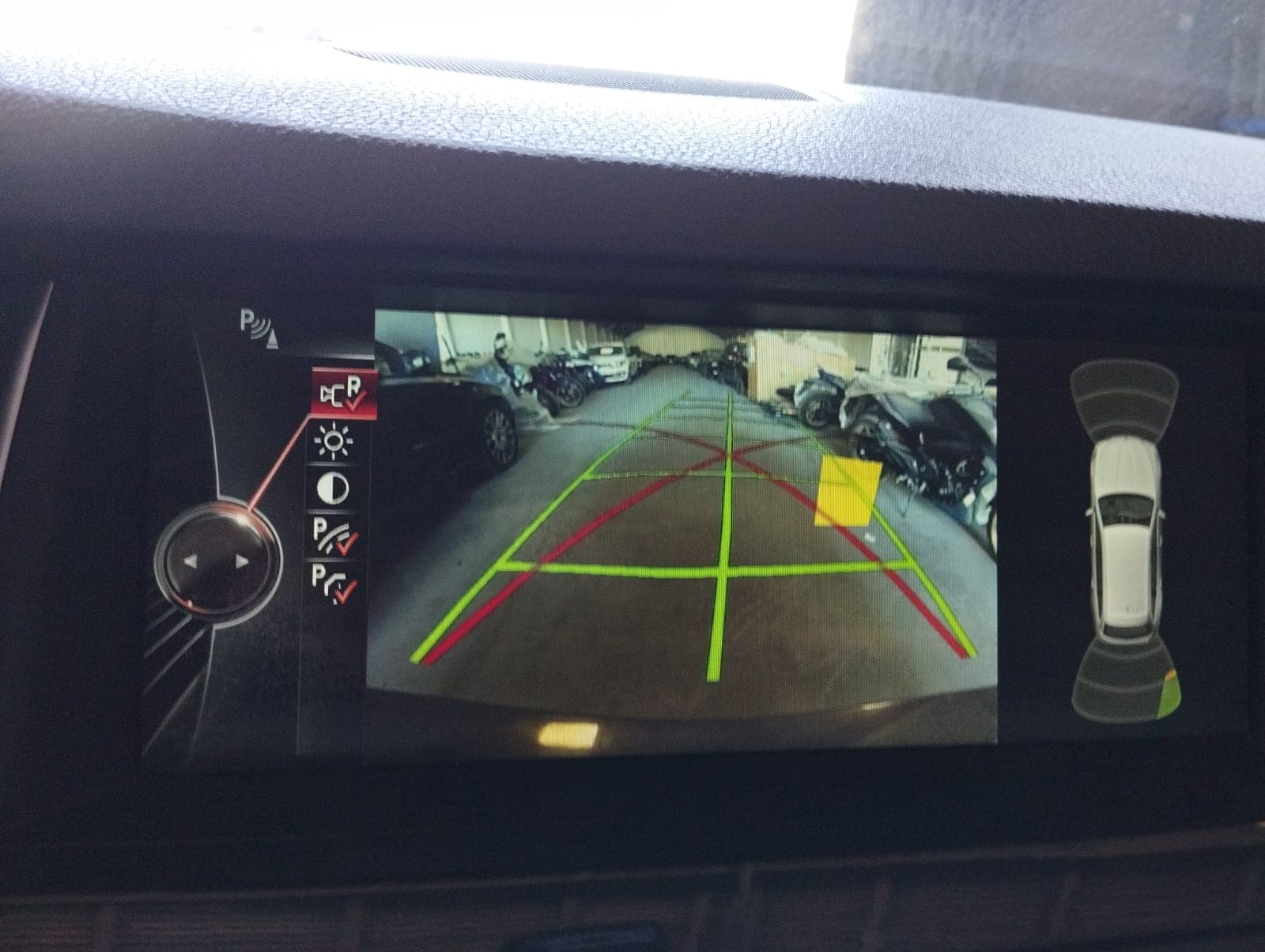 BMW 520 D · Ano 2014 — imagen 27
