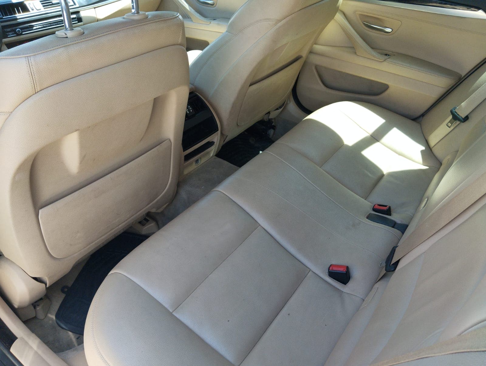 BMW 520 D · Ano 2014 — imagen 16