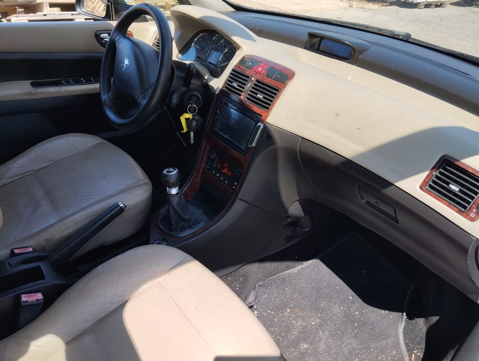 Peugeot 307 1.6 HDI · Ano 2006 — image 16