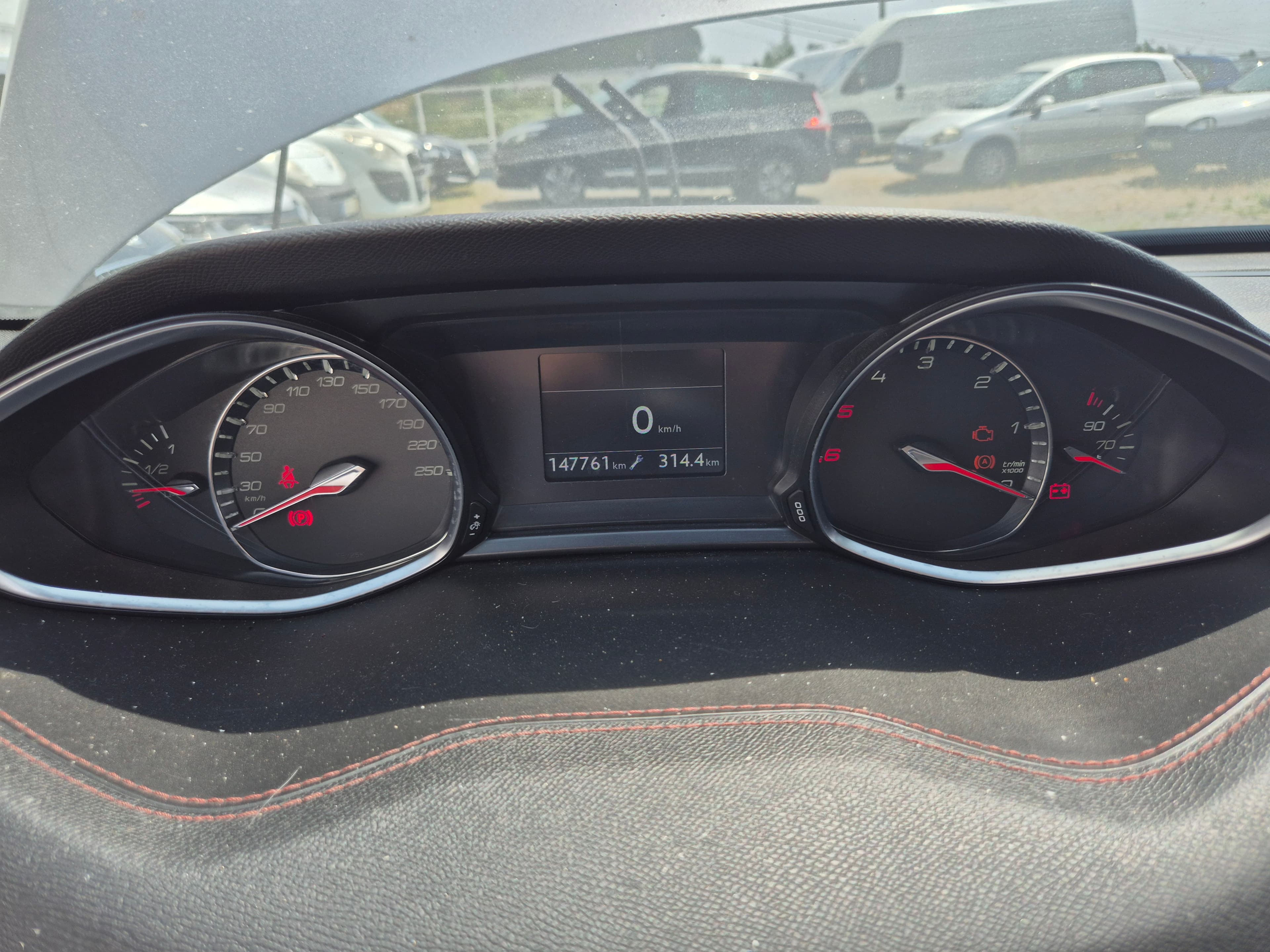 Peugeot 308 SW · Ano 2015 — imagen 37