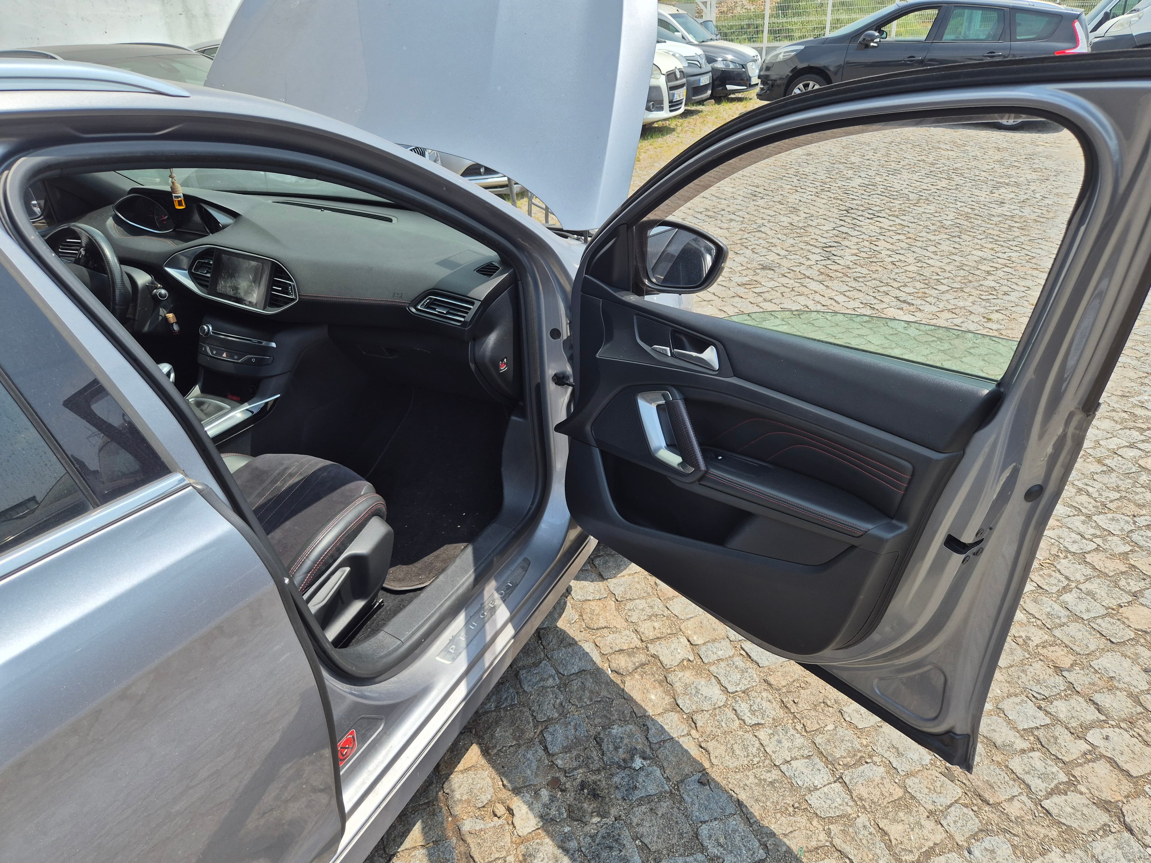 Peugeot 308 SW · Ano 2015 — imagen 24