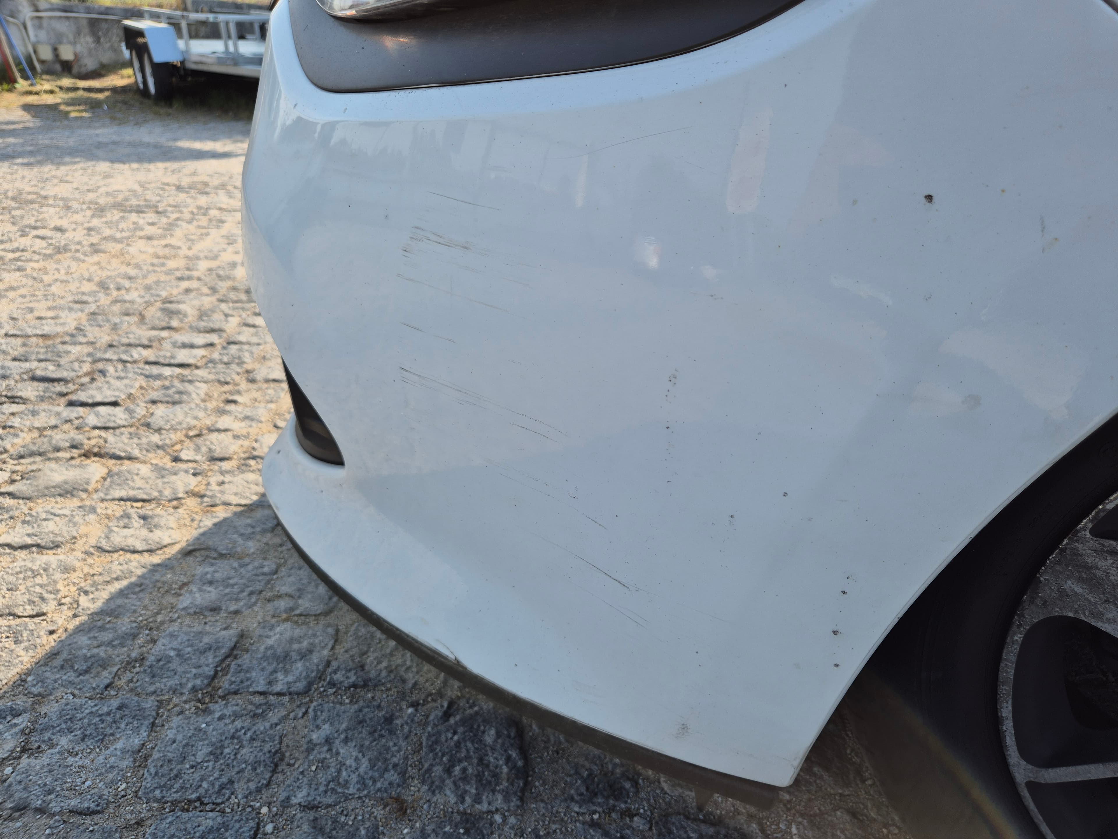 Renault Clio · Ano 2014 — imagem 18