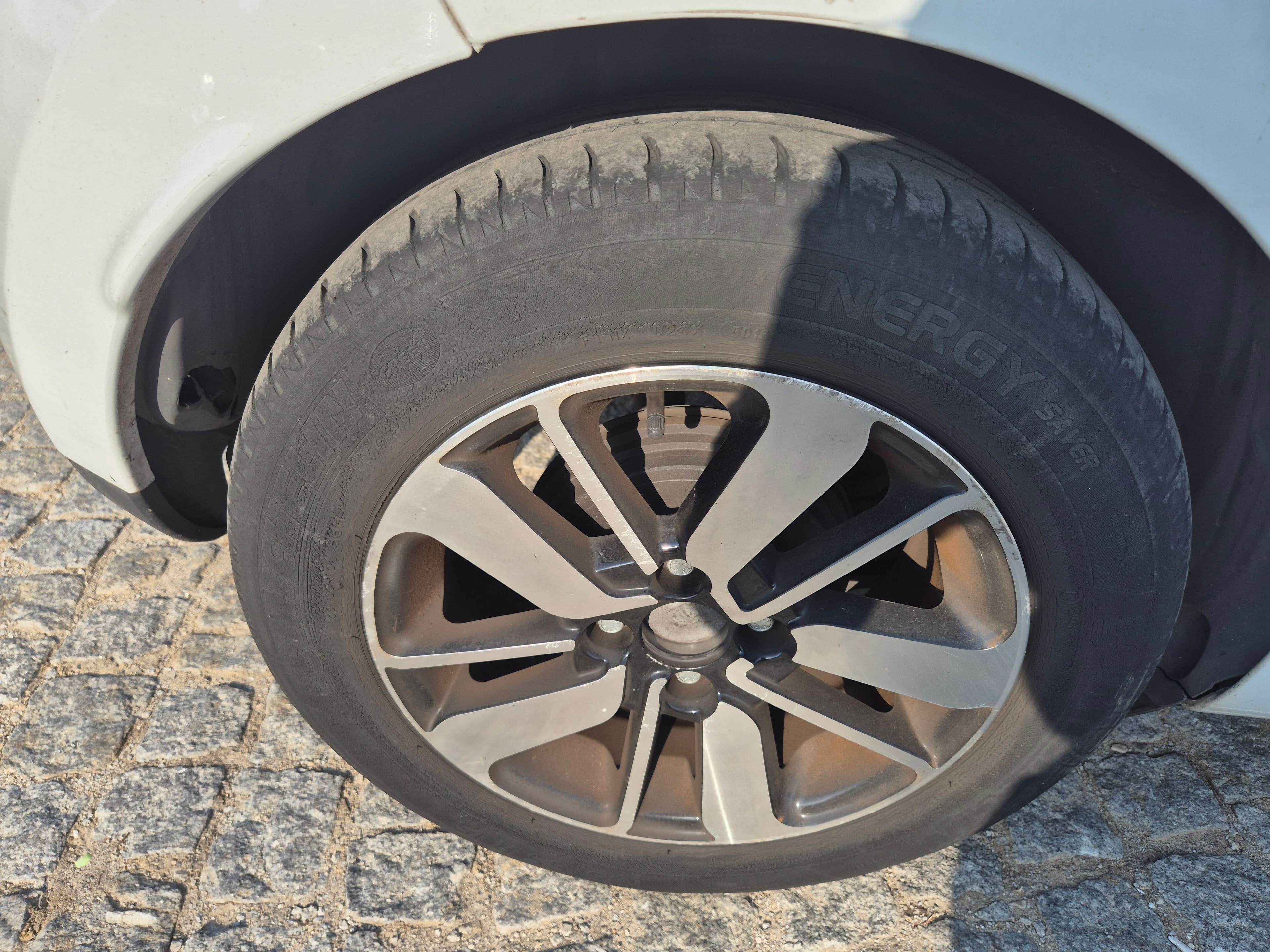 Renault Clio · Ano 2014 — imagem 13