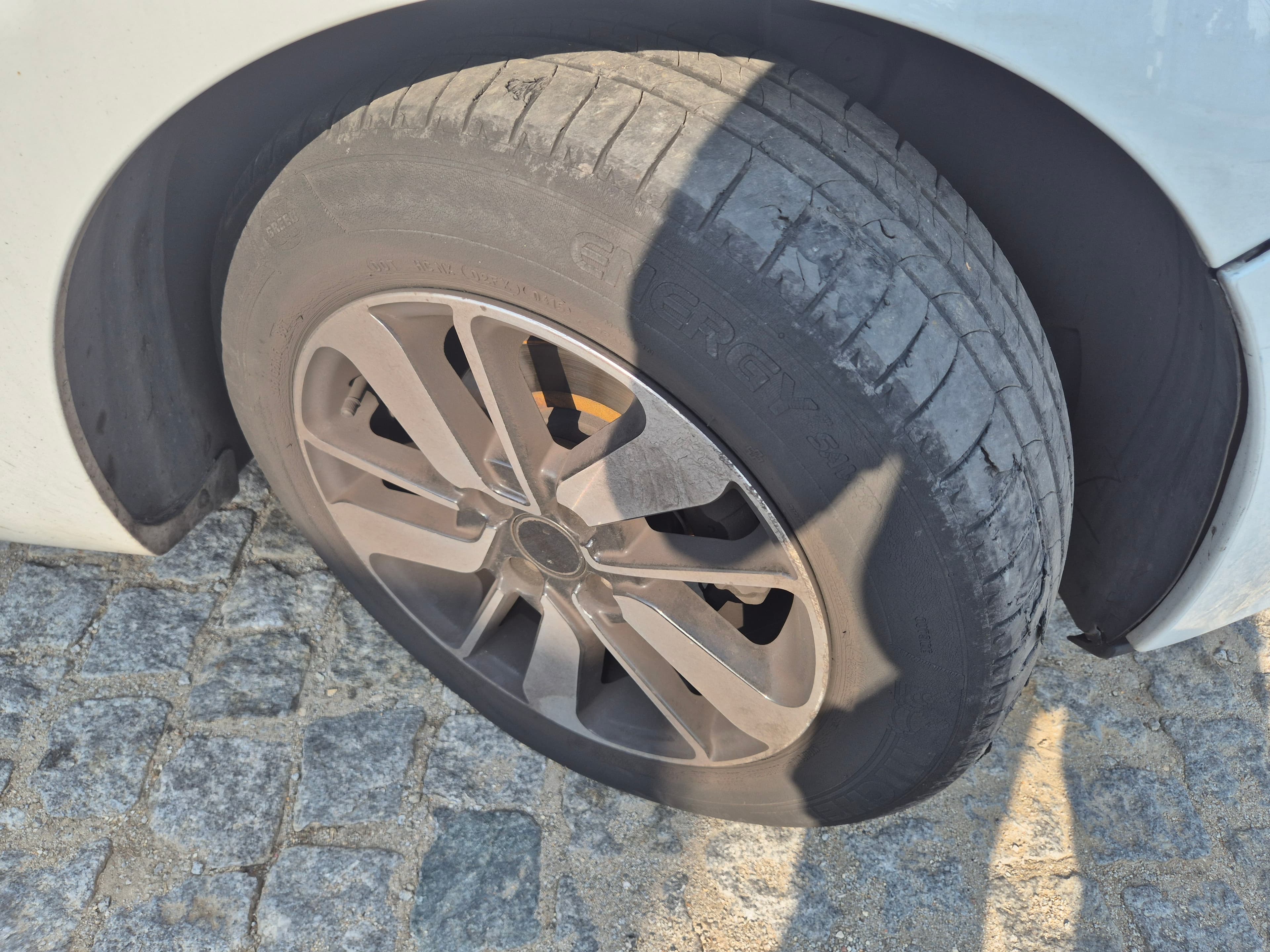 Renault Clio · Ano 2014 — imagem 12