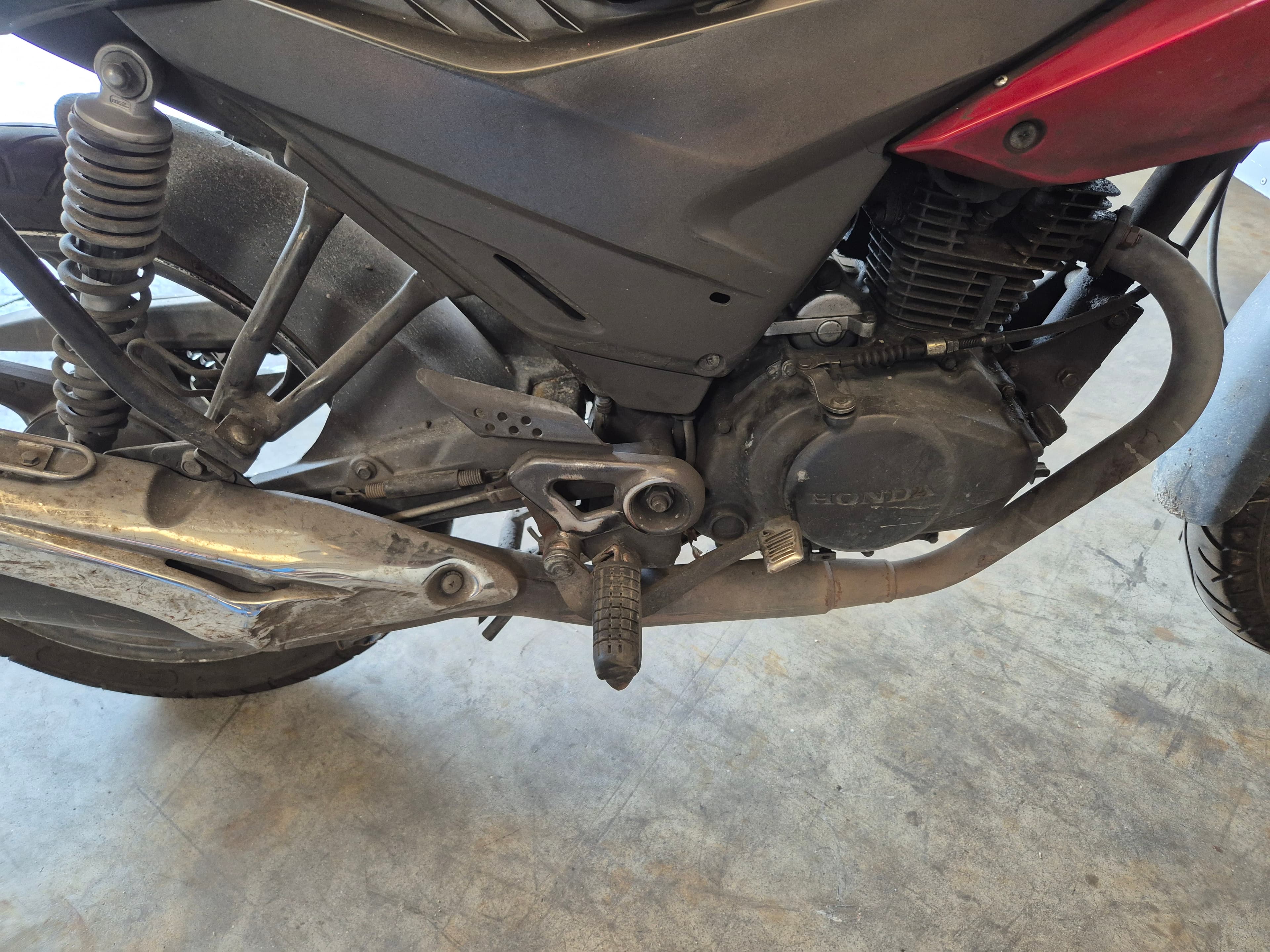 HONDA CBF 125 · Ano 2014 — imagem 6