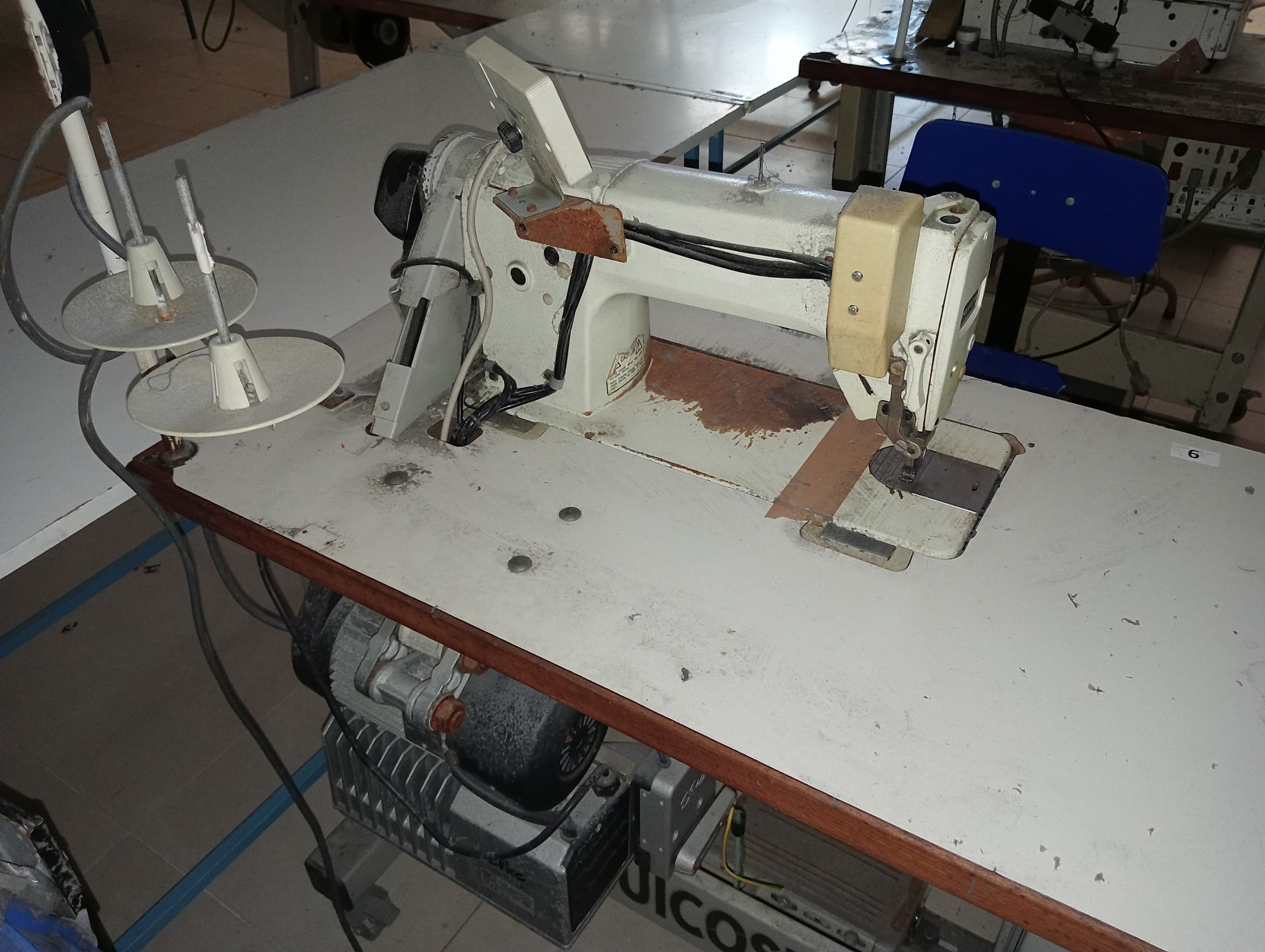 Máquina de punto corrido — imagen 3