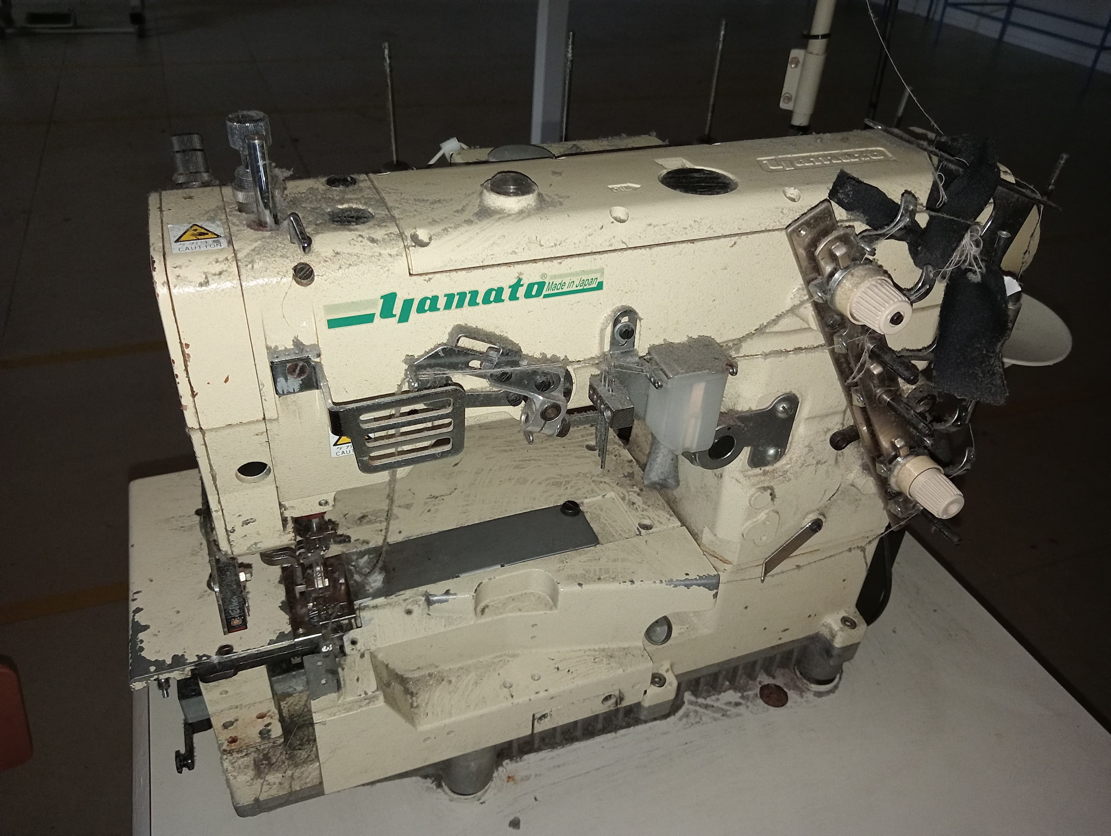 Máquina de Costura de Clorete — imagen 3