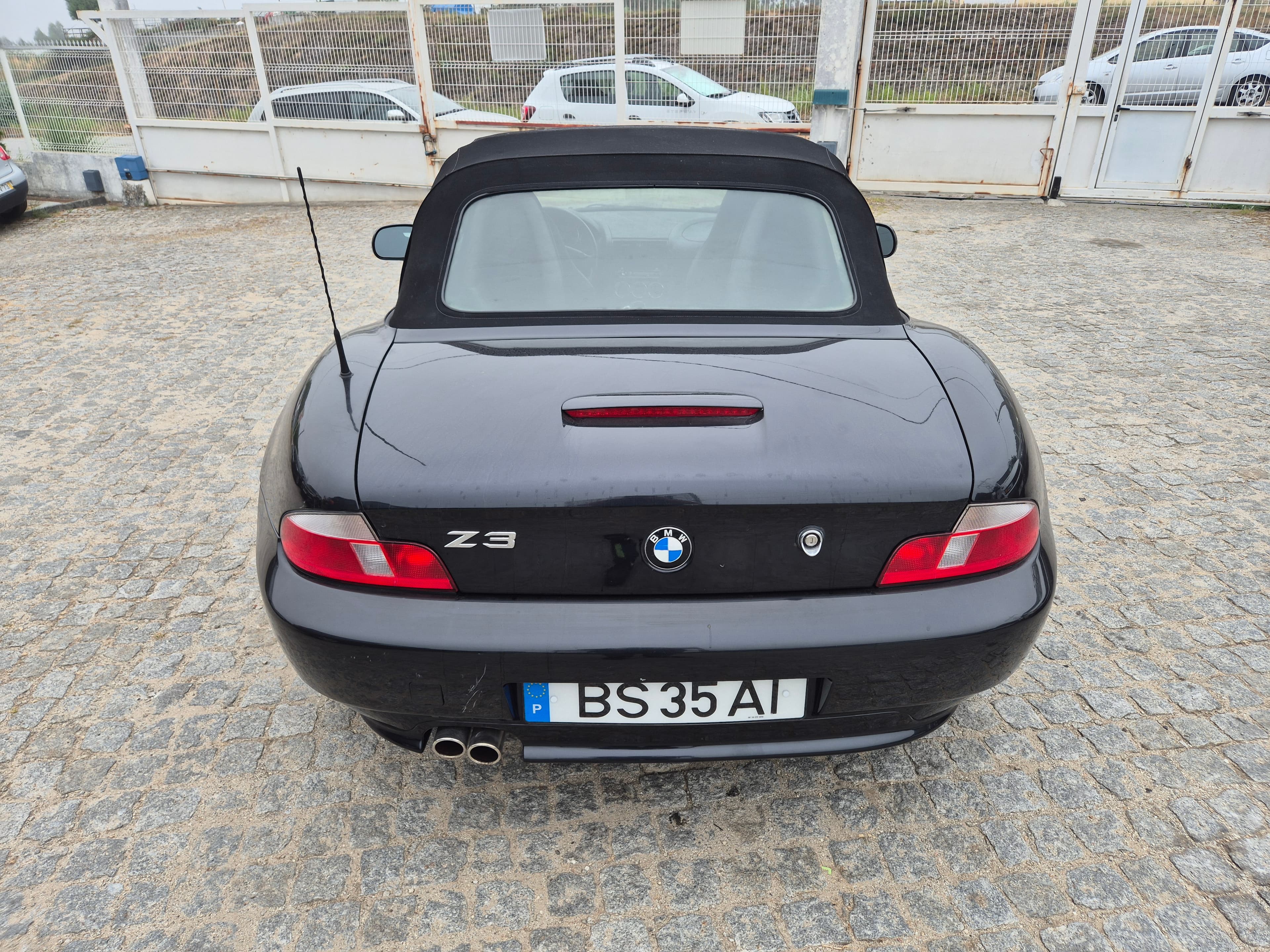 BMW Z3 · Ano 2001 — imagem 5