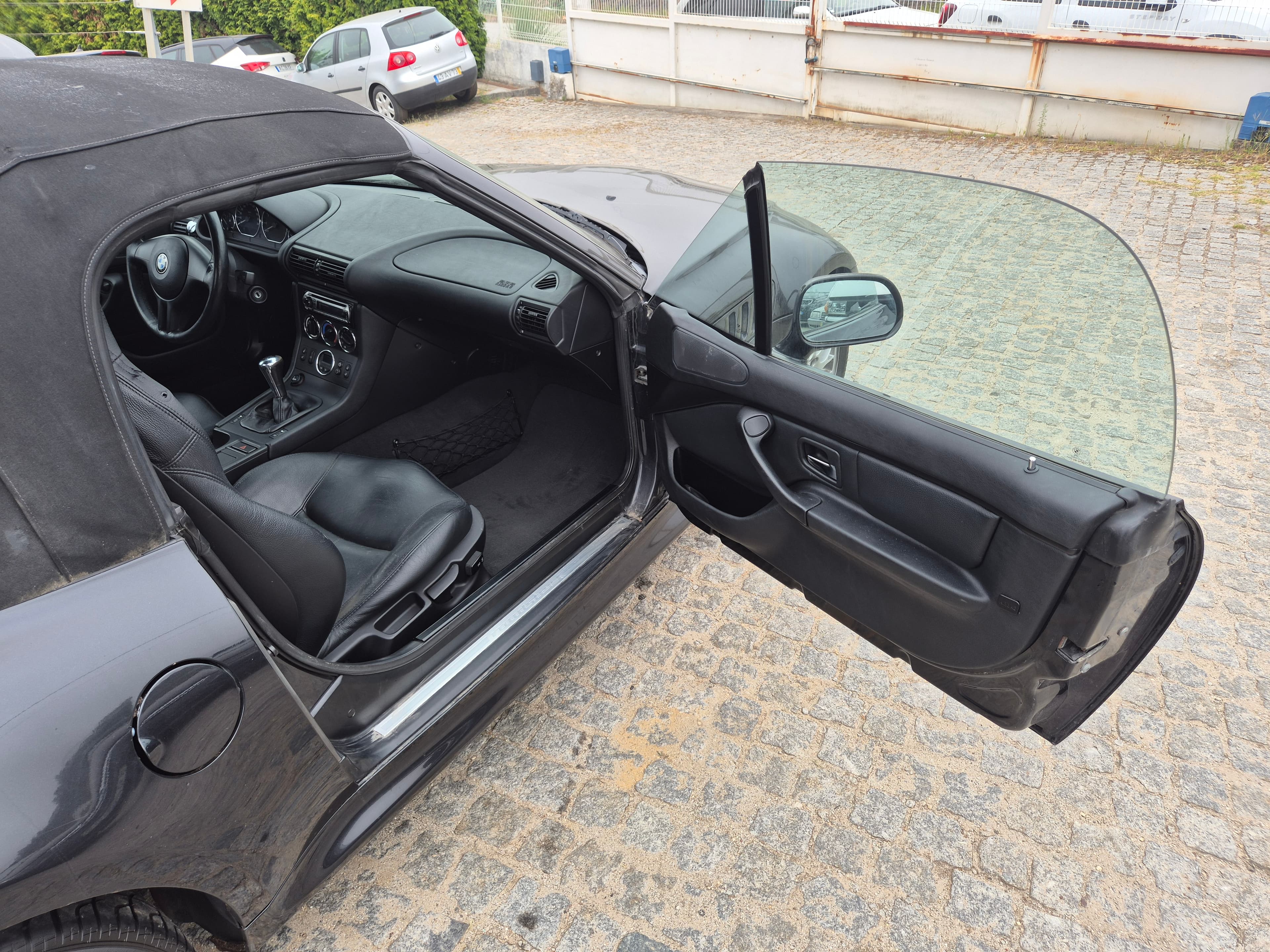 BMW Z3 · Ano 2001 — imagem 13