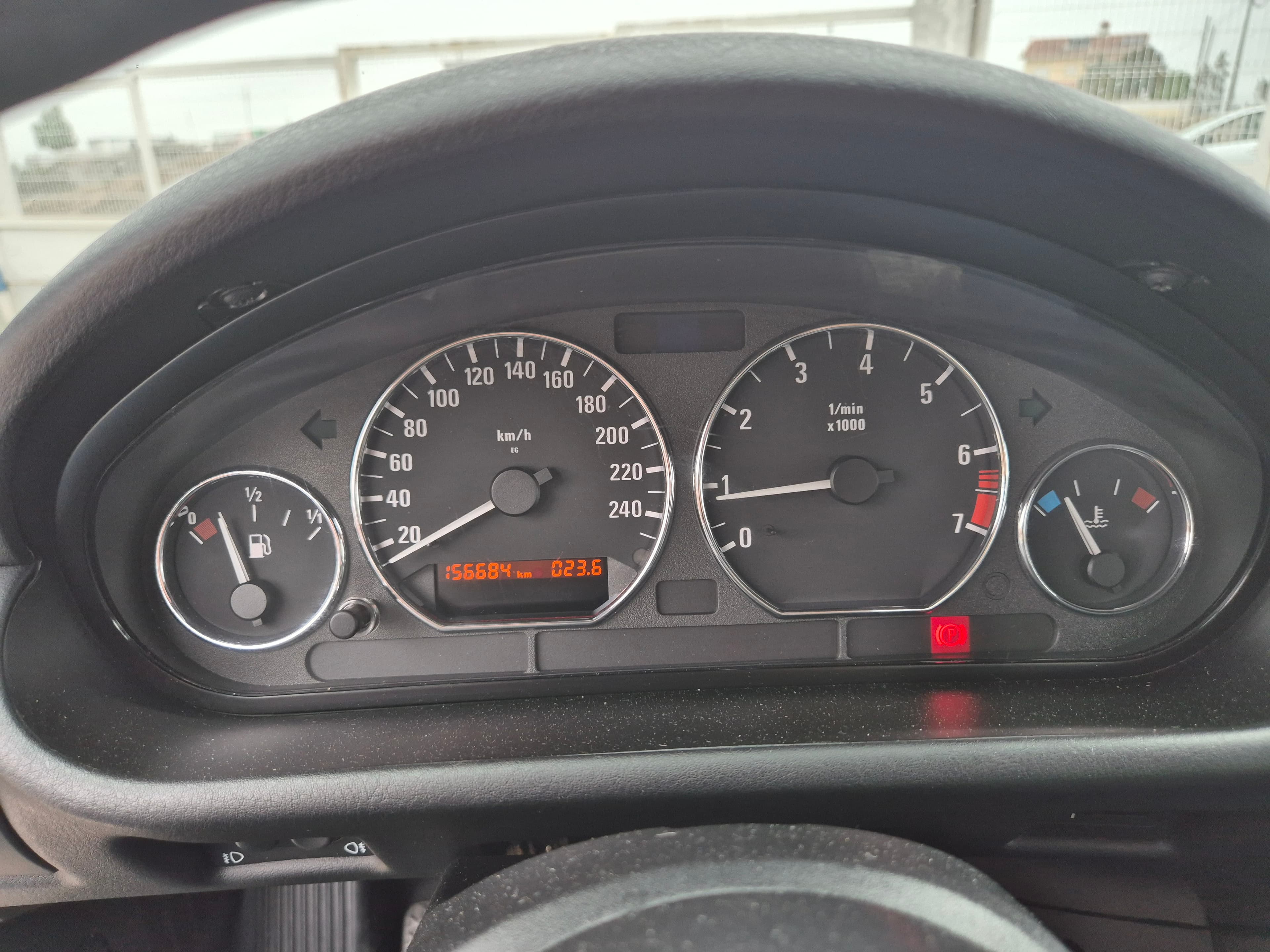 BMW Z3 · Ano 2001 — imagem 30