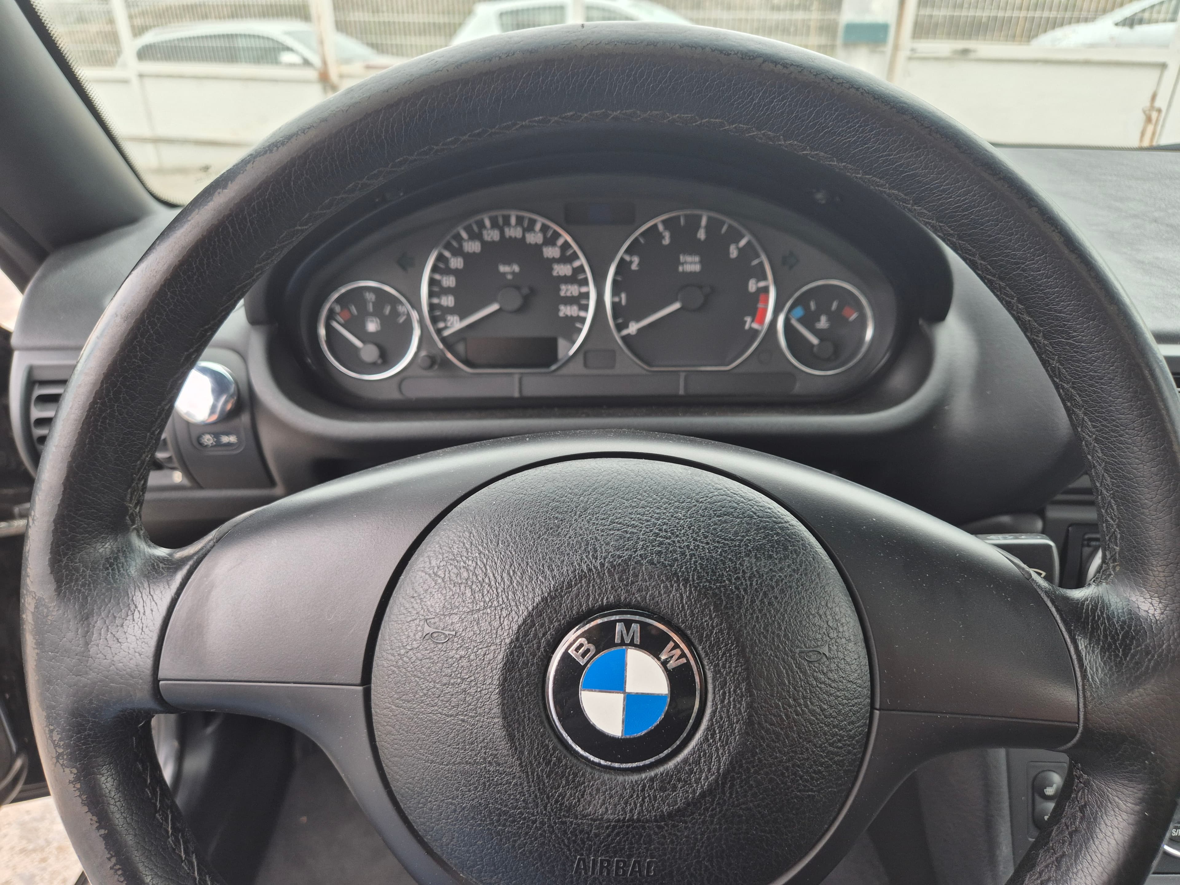 BMW Z3 · Ano 2001 — imagem 23
