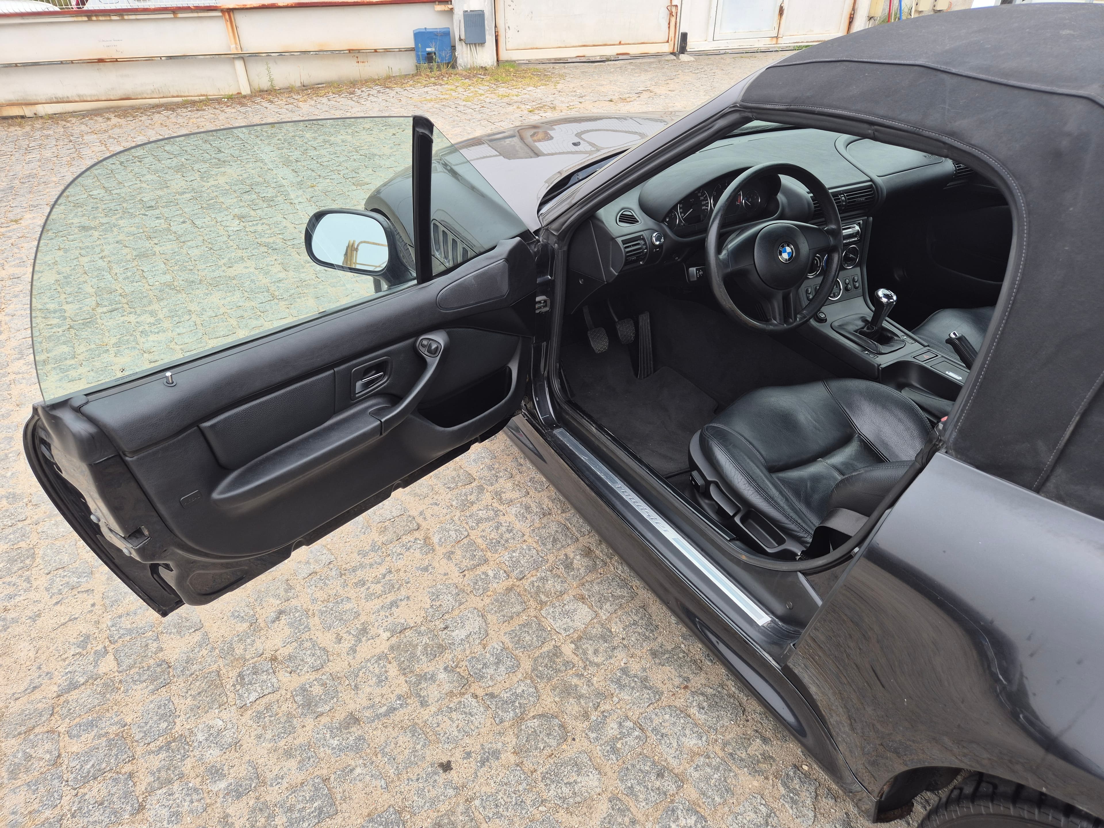 BMW Z3 · Ano 2001 — imagem 16