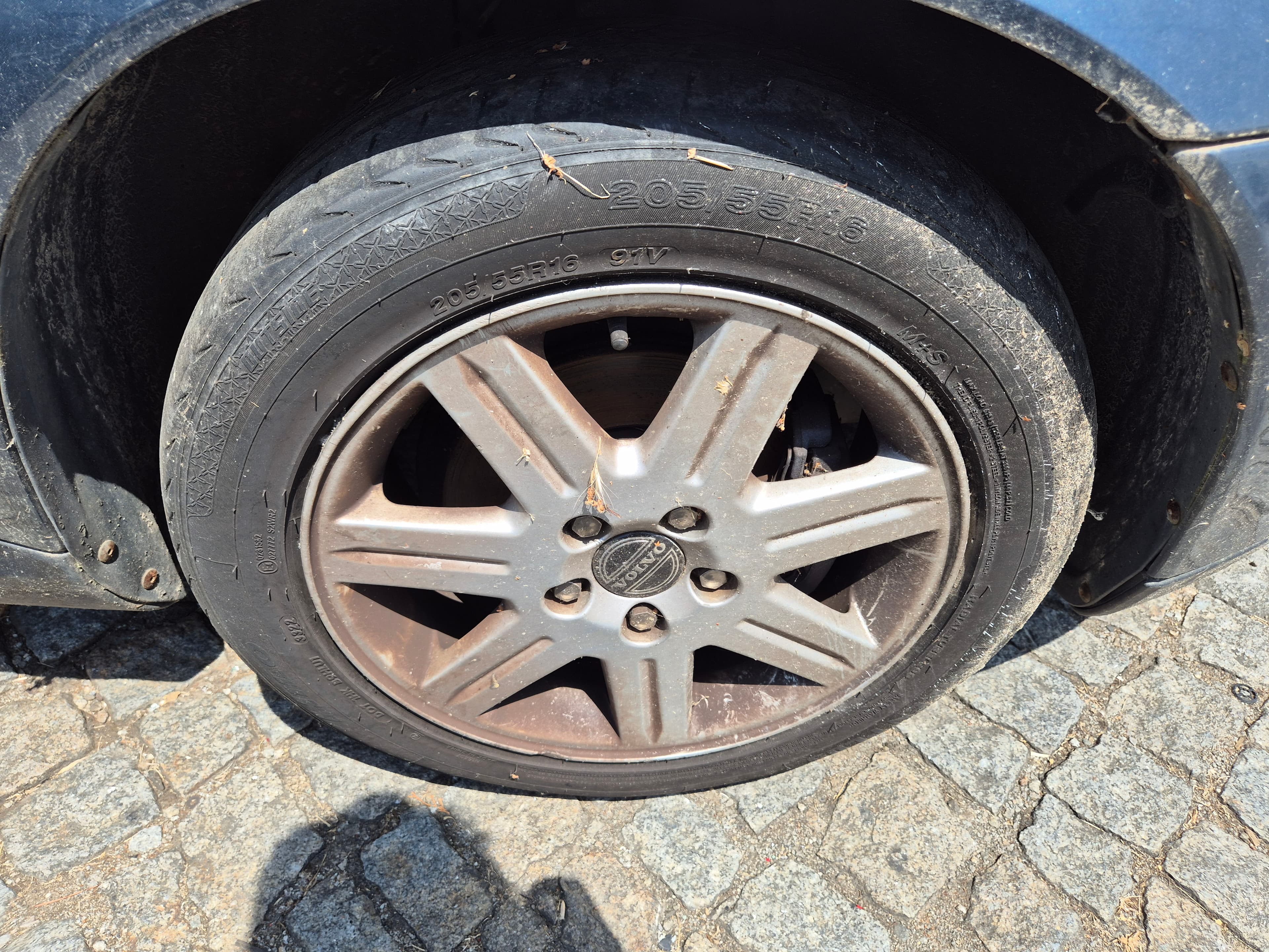 Volvo S40 · Ano 2005 — imagem 12