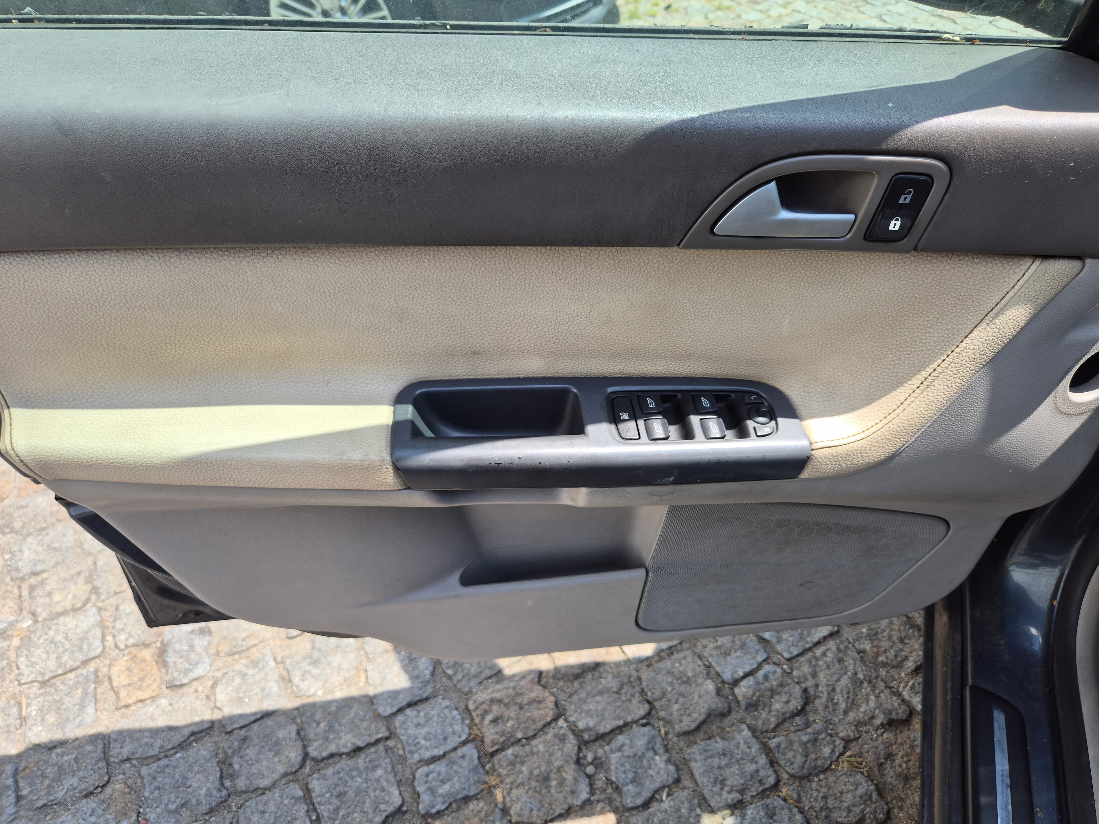 Volvo S40 · Ano 2005 — imagem 22