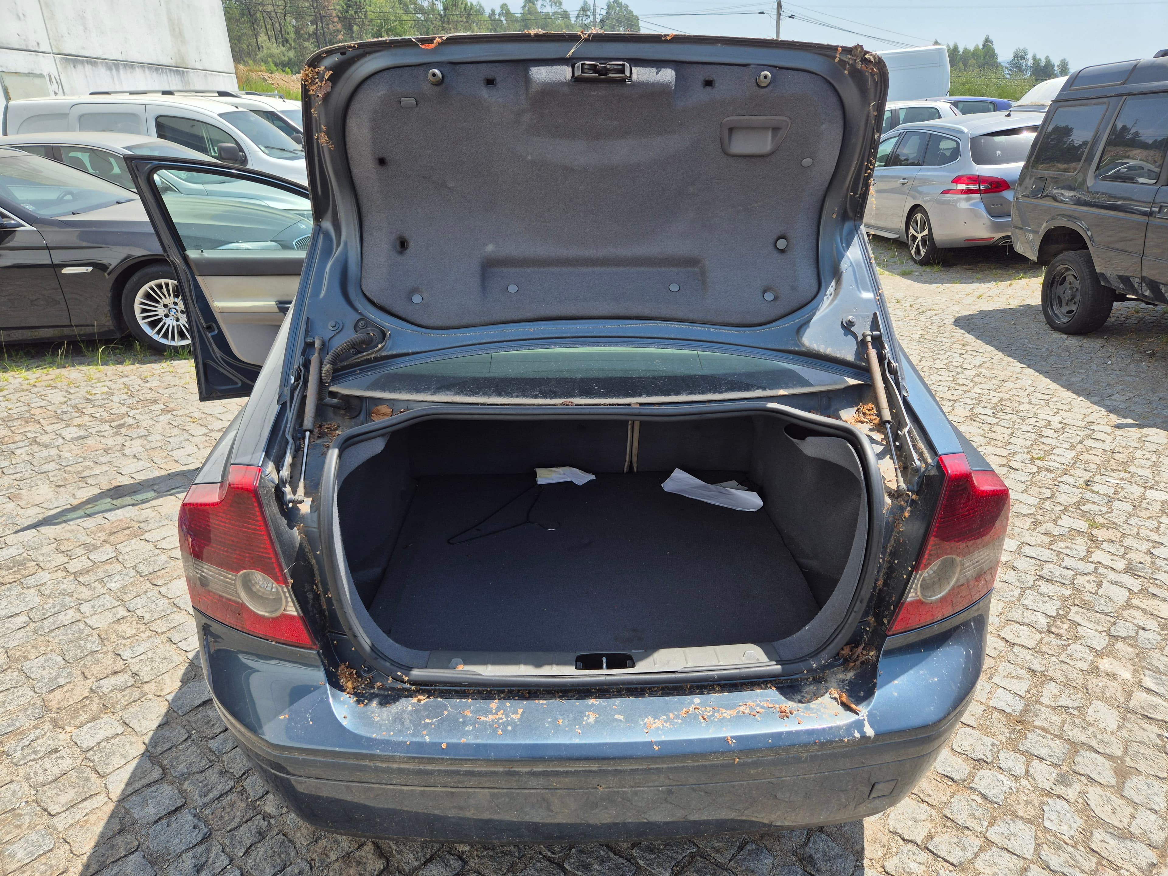 Volvo S40 · Ano 2005 — imagem 7