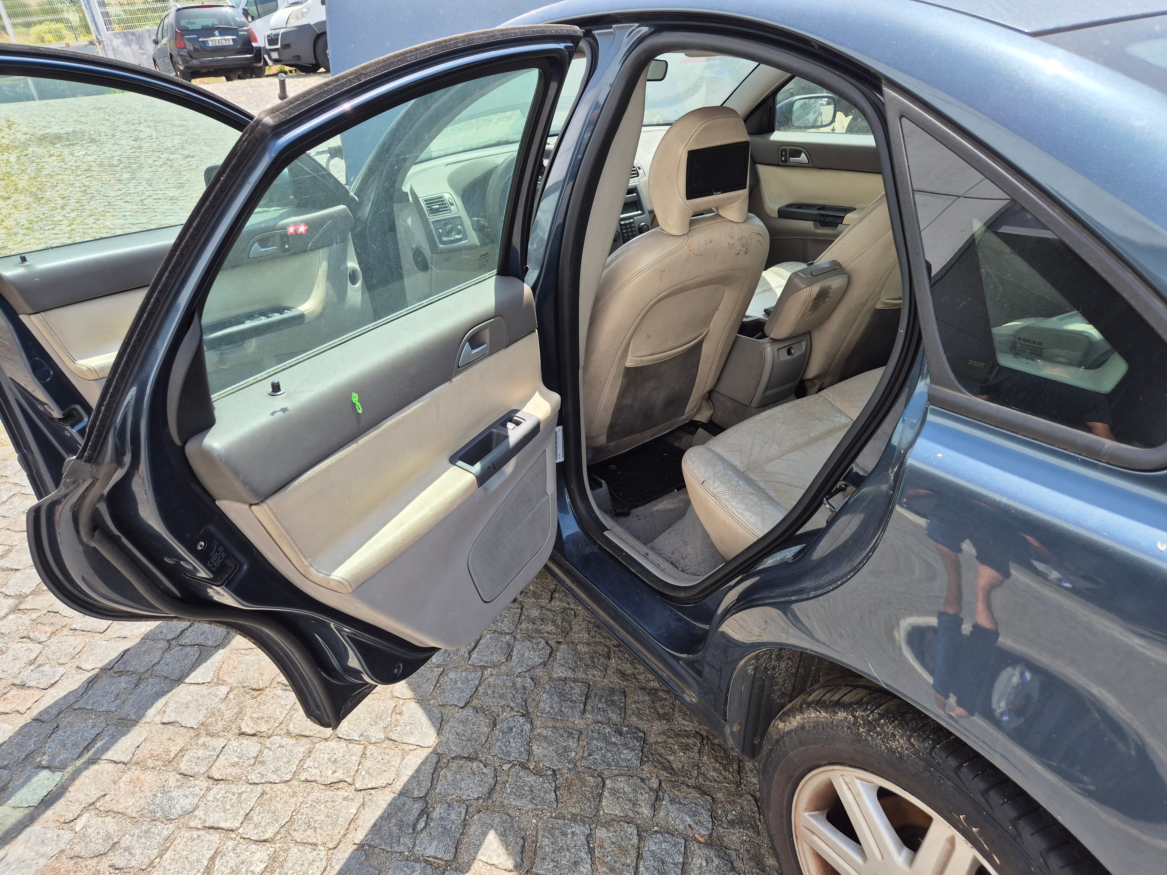 Volvo S40 · Ano 2005 — imagem 20