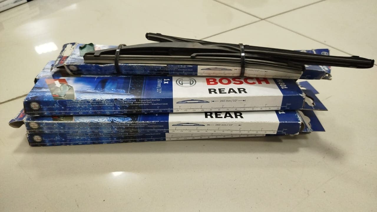 GXT 25W-50, Transmax  AXLE + Limpa-Para-Brisas,  Bosch - REAR H801  e Aspirador 1.055-400.0 — image 3
