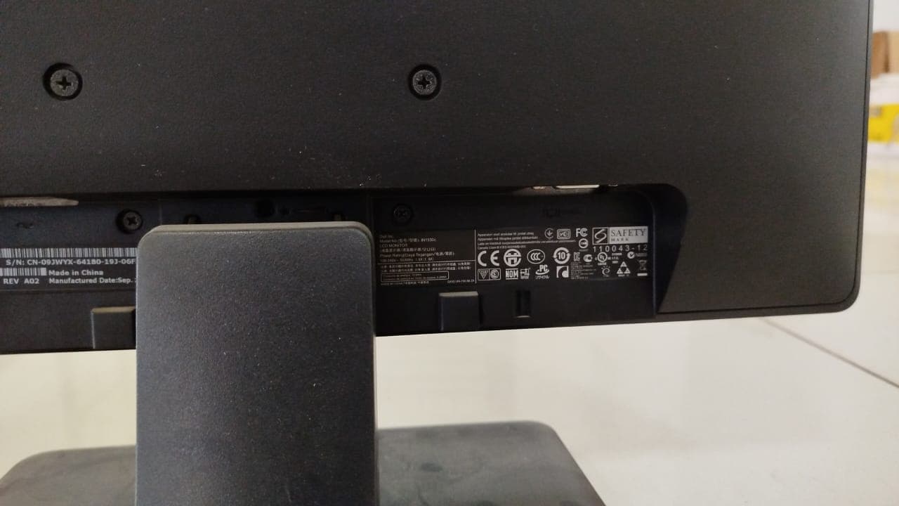 Monitor, Teclado, Mouse, Desktop, Impressora Canon, Impressora HP LaserJet — imagen 4