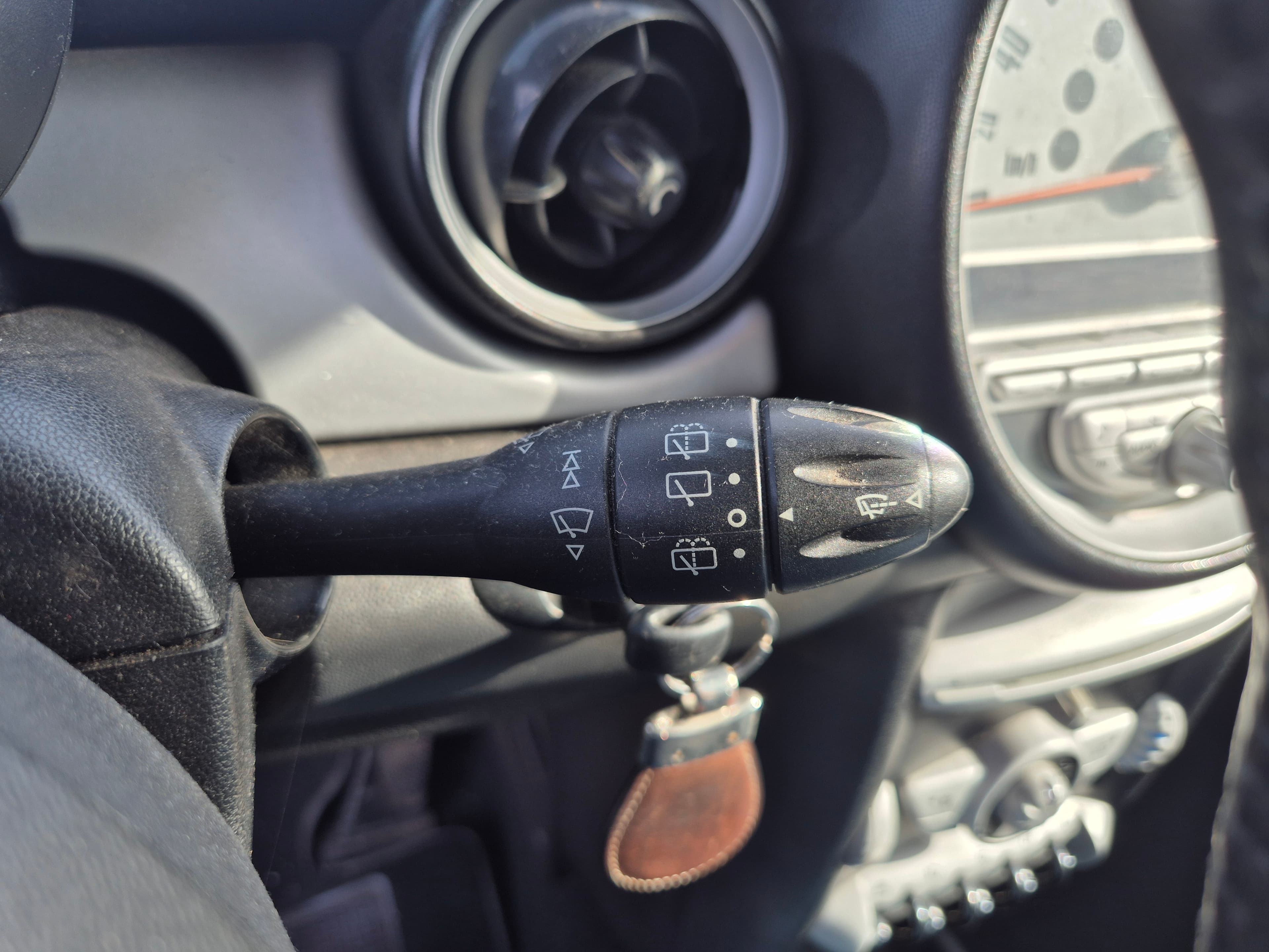 Mini Cooper · Ano 2008 — image 33