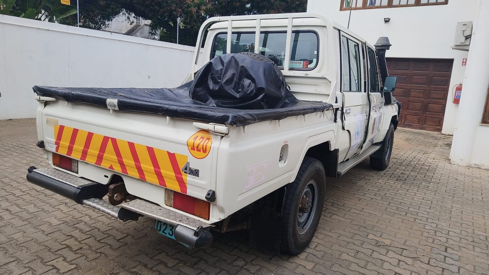Toyota Land Cruiser 79-3,20m — imagem 4