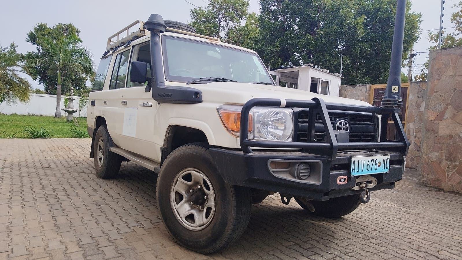 Toyota Land Cruiser 3.20m — imagem 1
